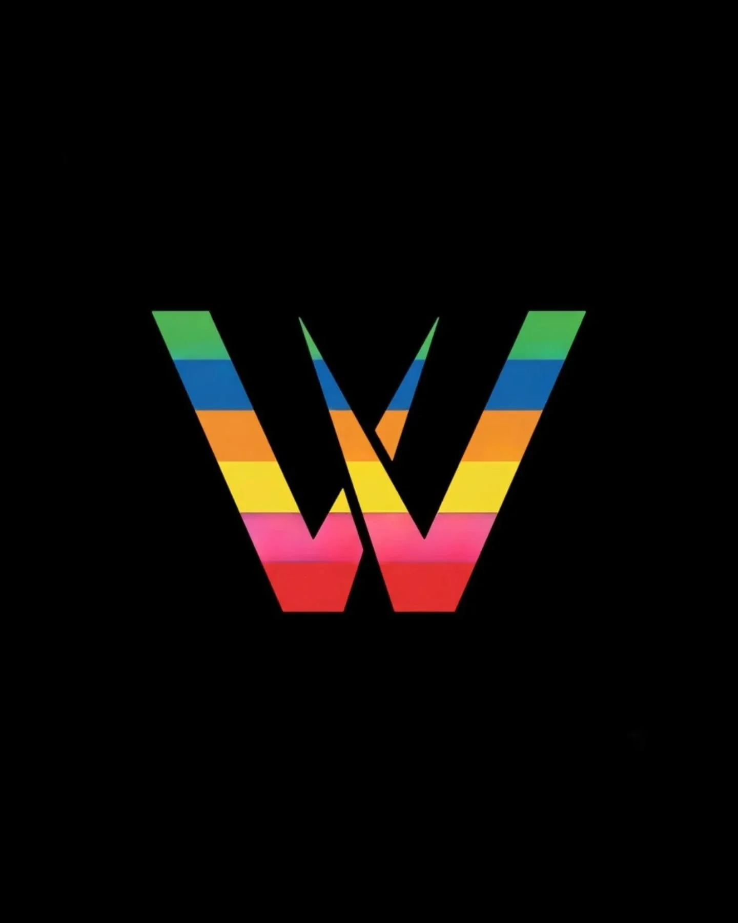 Step Into The Myth. ⚡

Not background. The pulse. The myth.

#litbywalsh #stepintothemyth