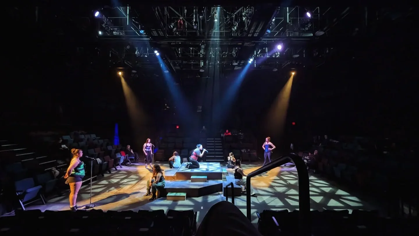 Lizzie Light Tech

#WALSH