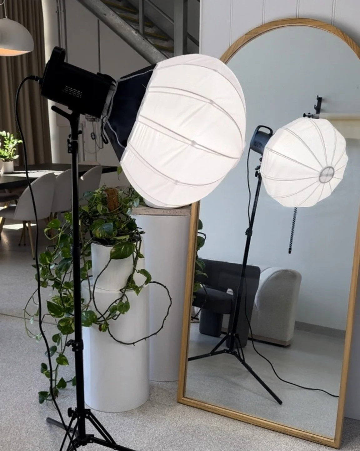 Lights, backdrops, magic. 
Add the Content Creator Kit to your booking and bring your vision to life.
Just $100 per booking, regardless of how long your booking is!