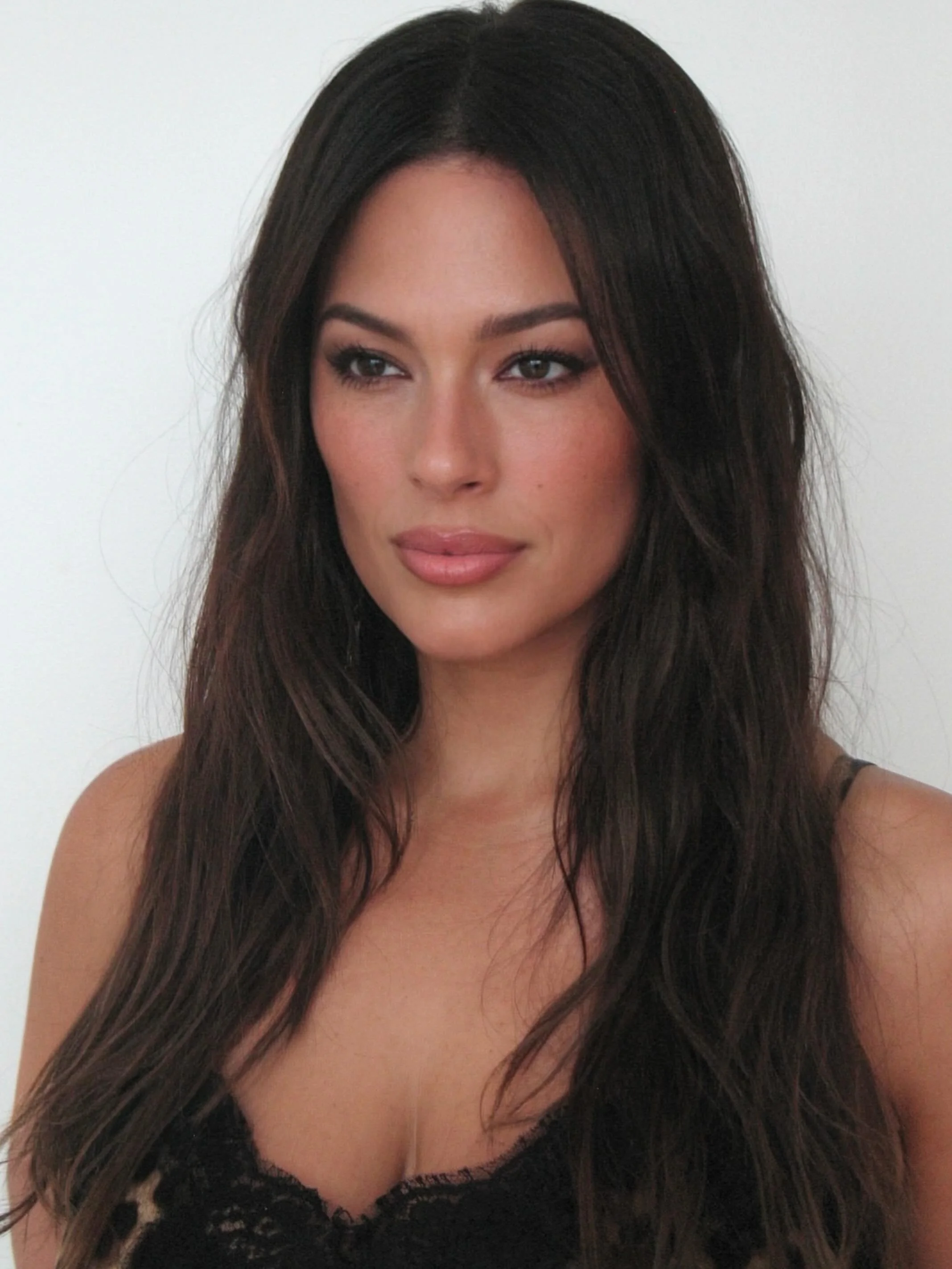 @ashleygraham 

hair @rosibeldeljesus @opusbeauty 
makeup @kaleteter
