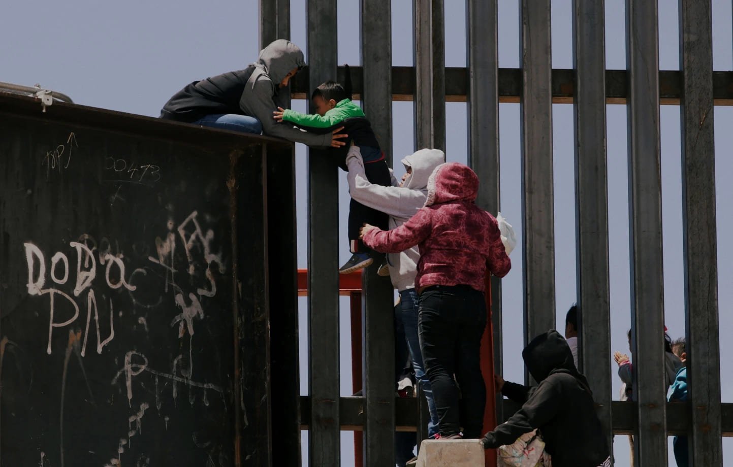 Bring Down Paywall 🧱