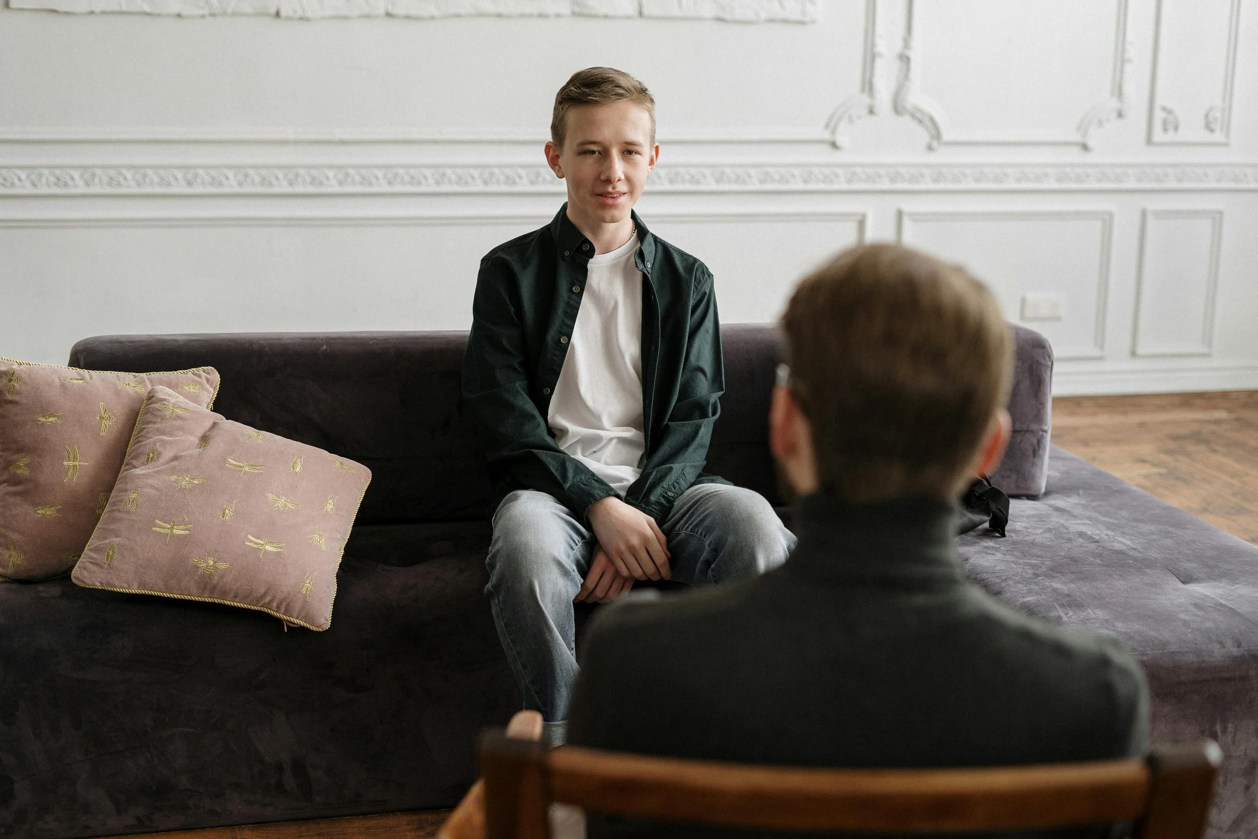 How to Choose the Right Therapist for Your Teen’s Anxiety