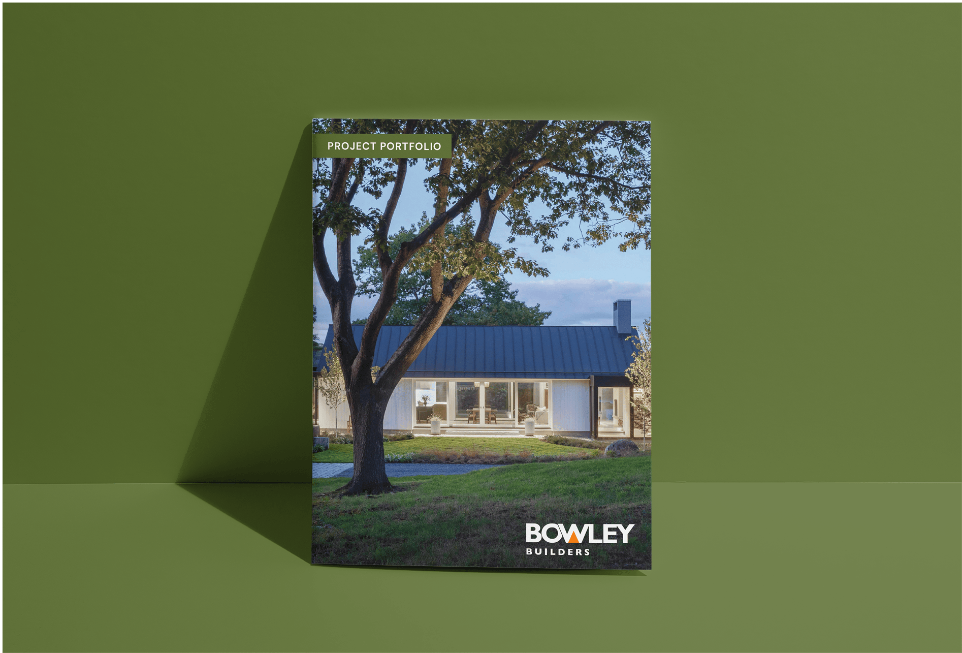 Physical Project Portfolio Booklet Design for Building Contractor