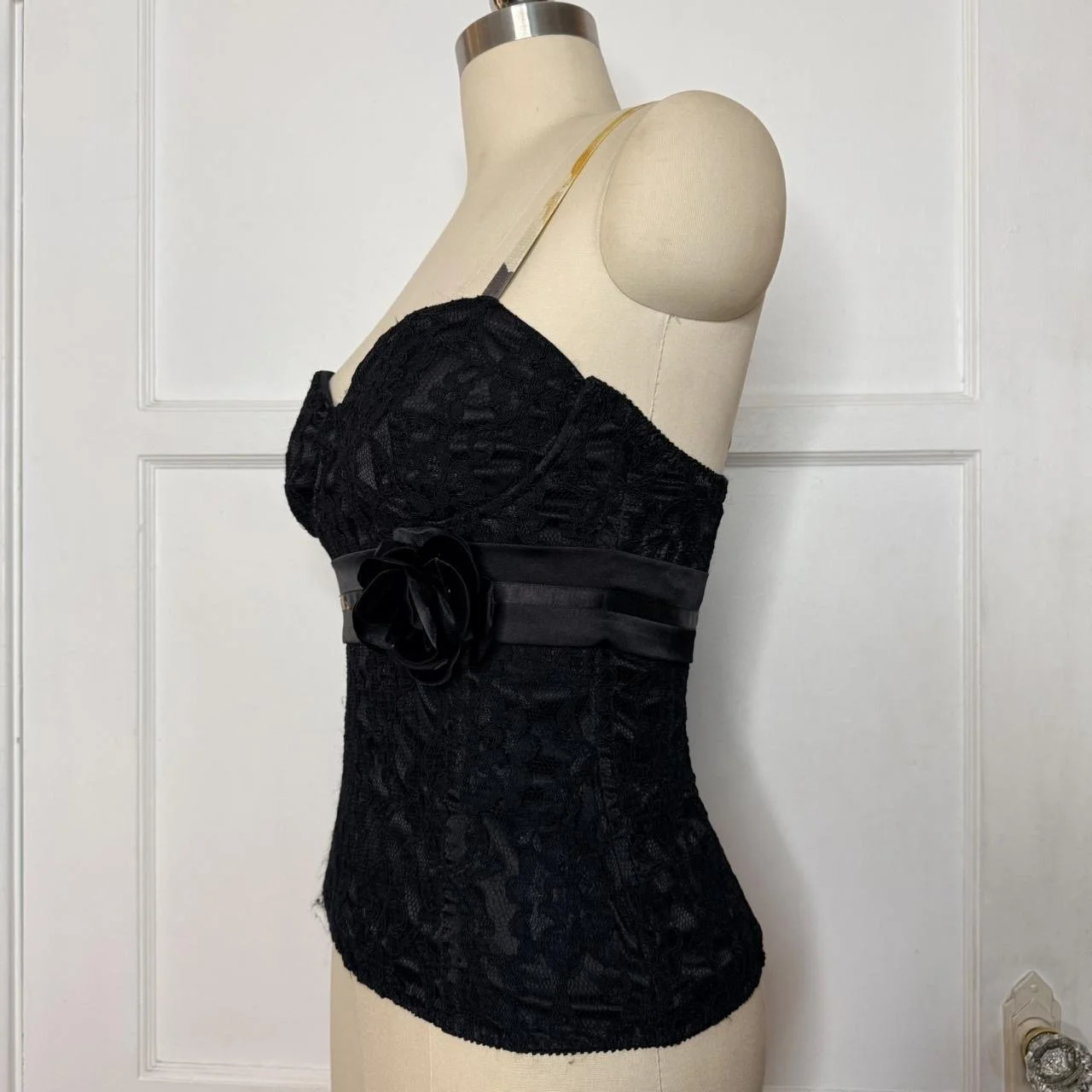 celoblacklacecorset3.JPG