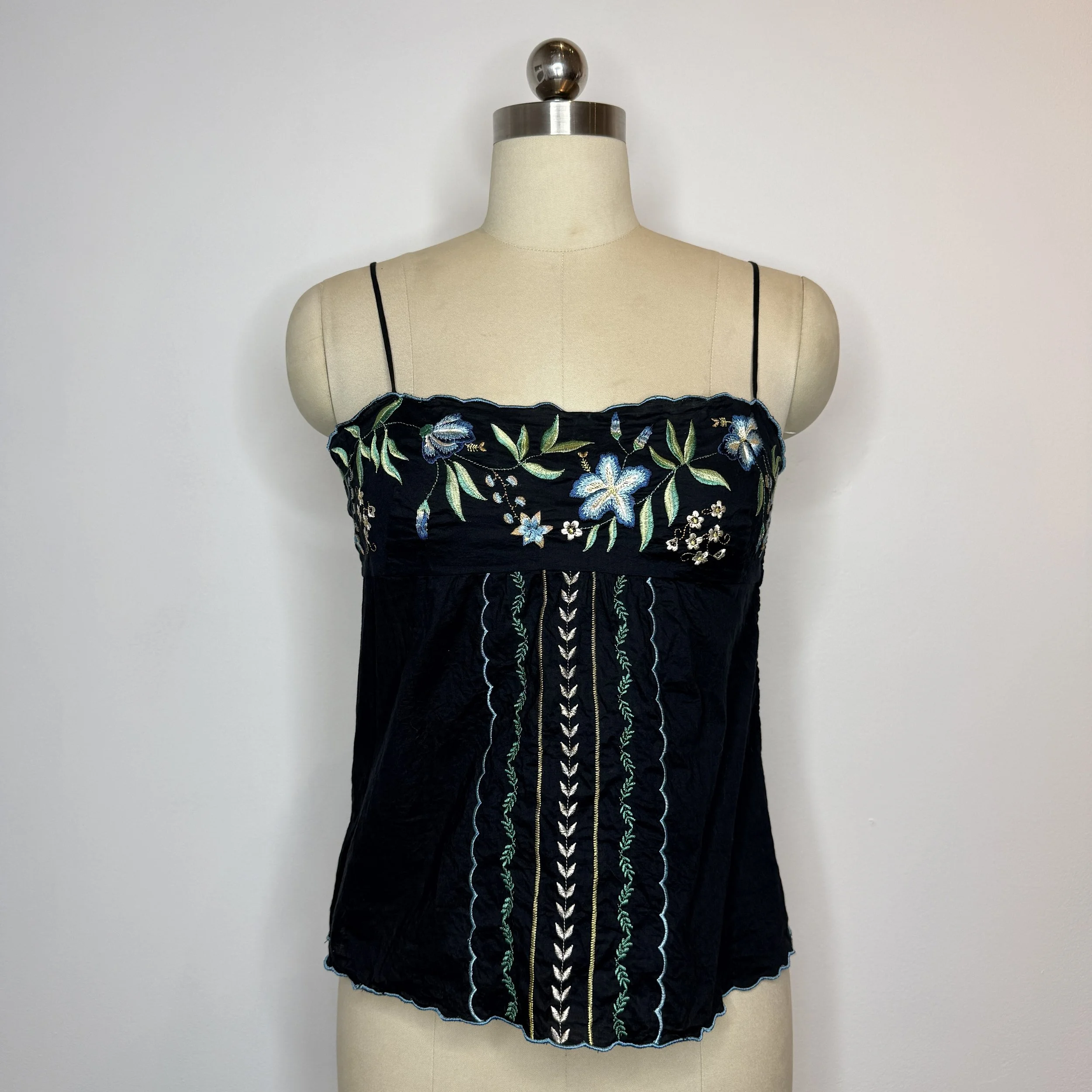 bcbgfloralembroideredcami1.jpg