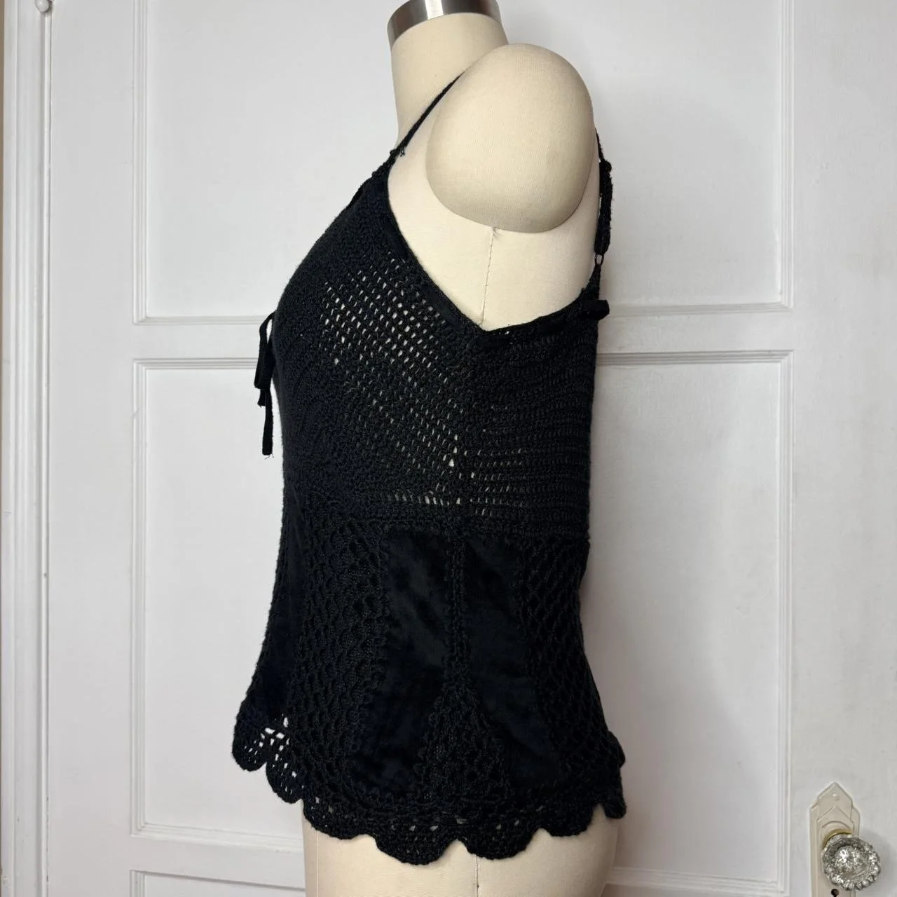 ohyesblackcrochetcami4.JPG
