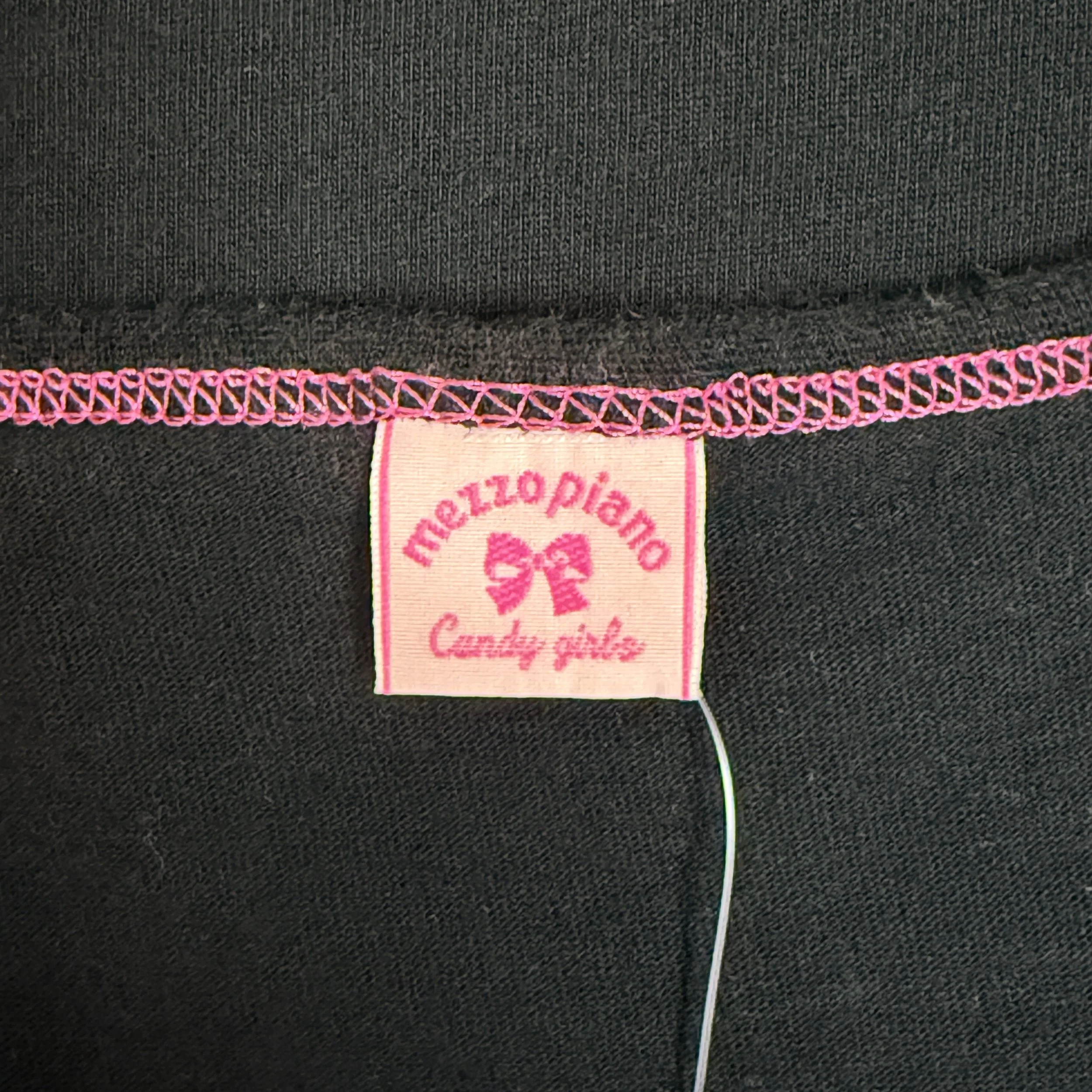 mezzopianoblackpinktee5.jpg