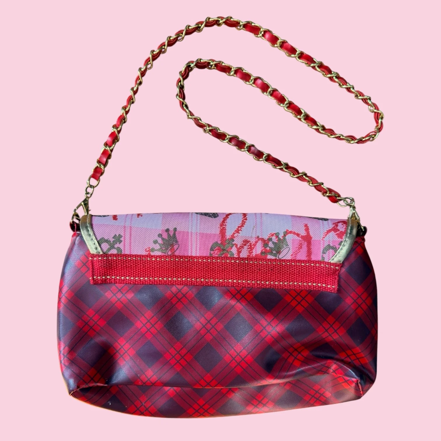 hkredplaidbag4.JPG
