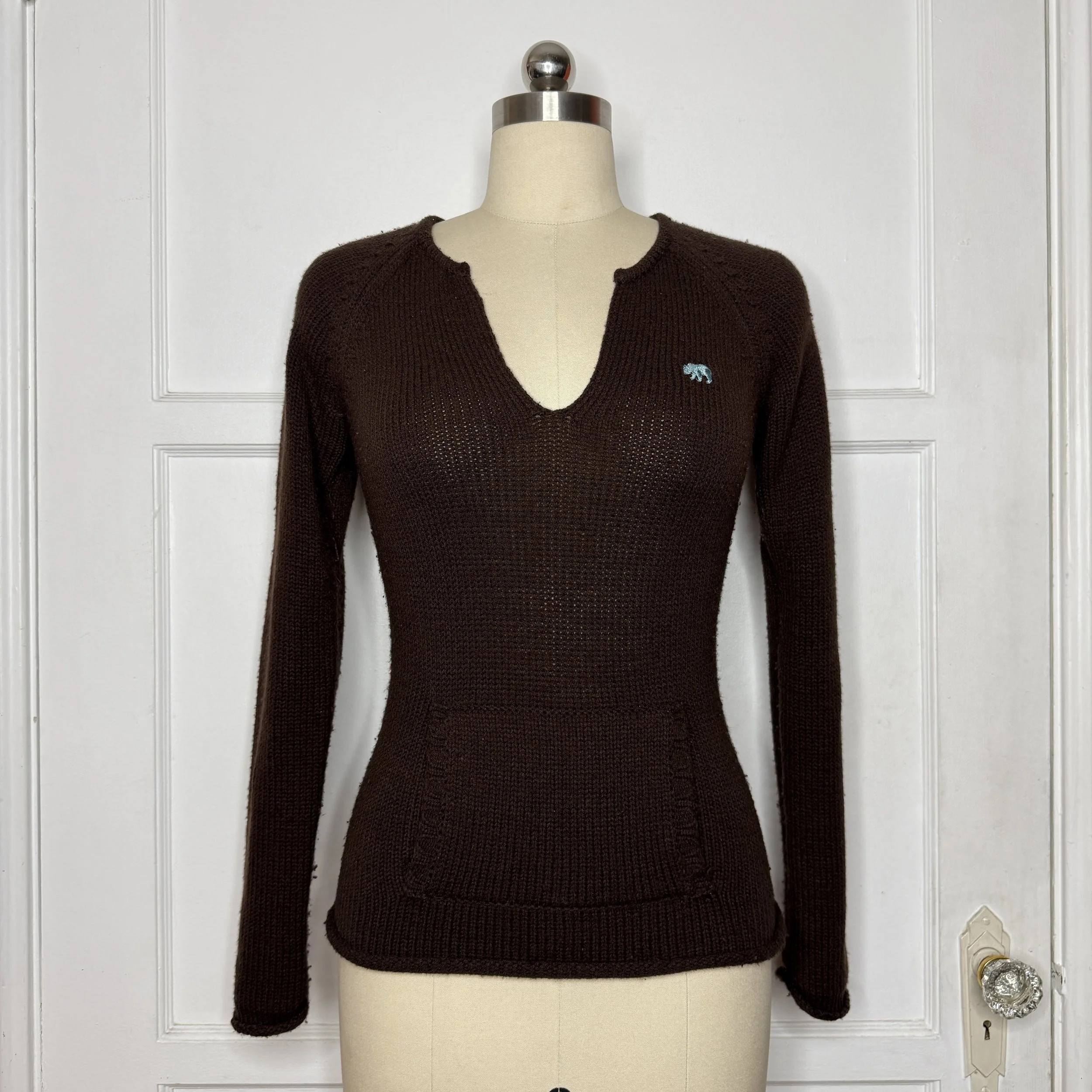 energiebrownsweater1.jpg