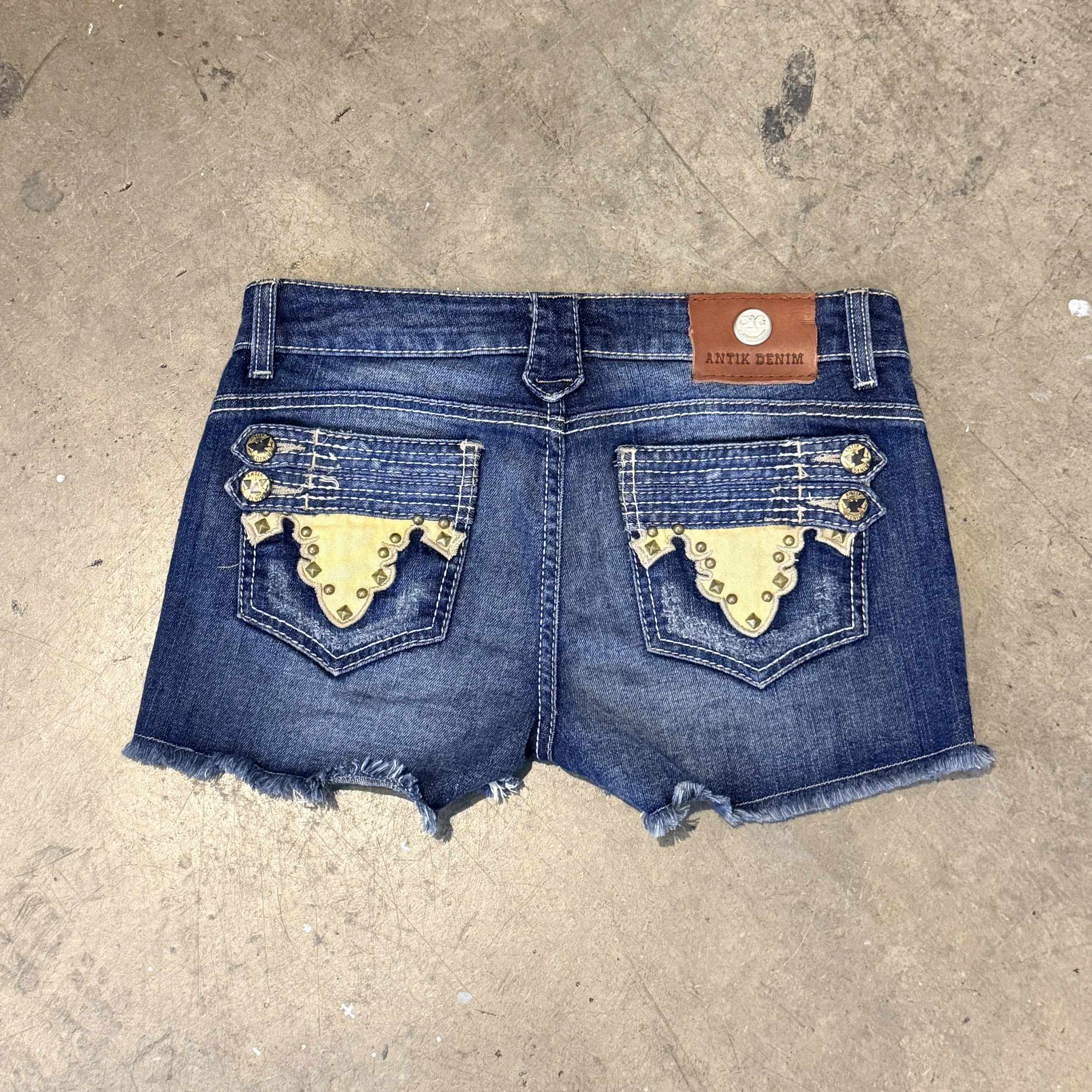 antikdenimshorts4.jpg