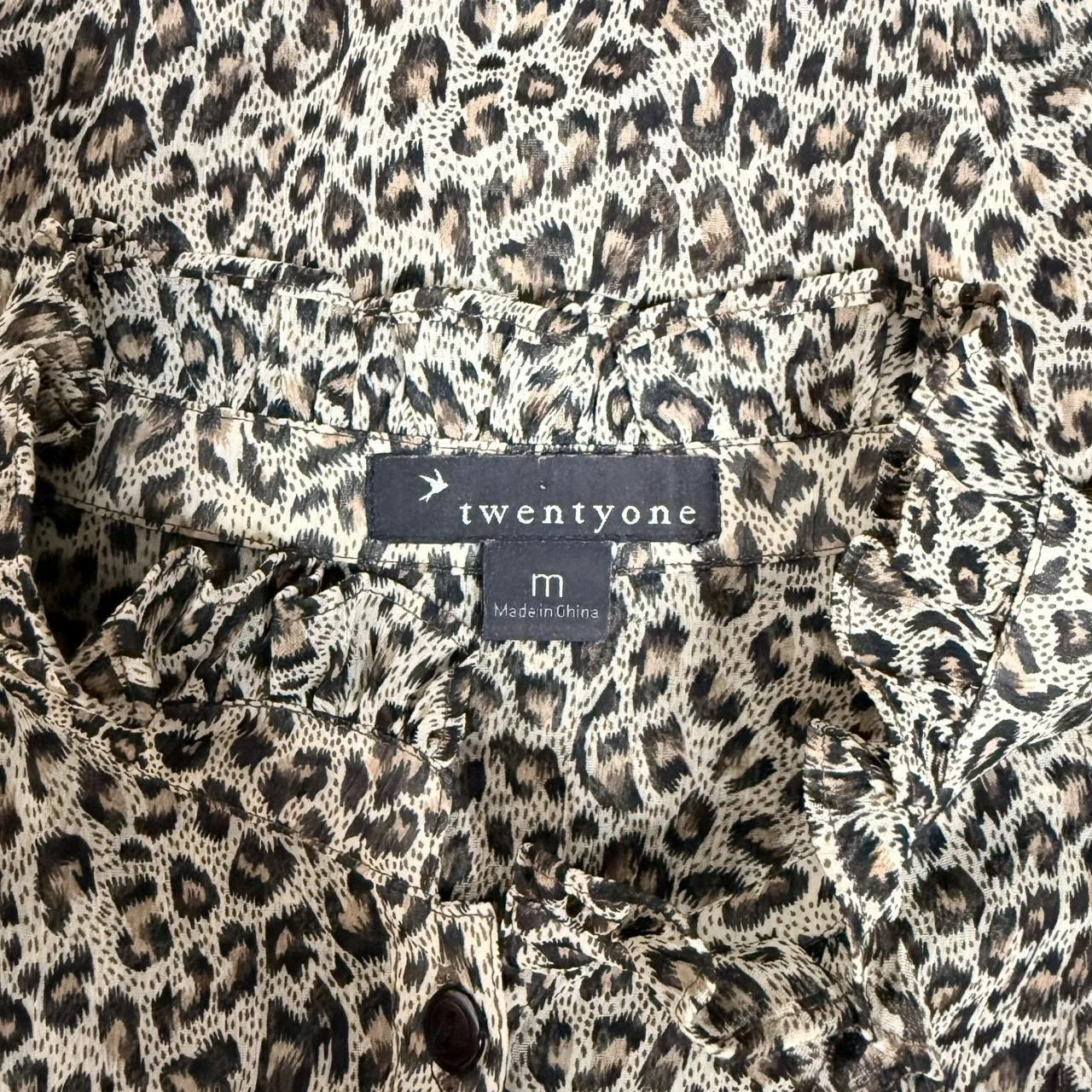 f21sheerleopardblouse6.JPG