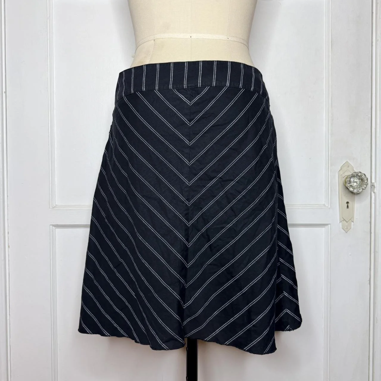heartsoulpinstripemidiskirt3.JPG