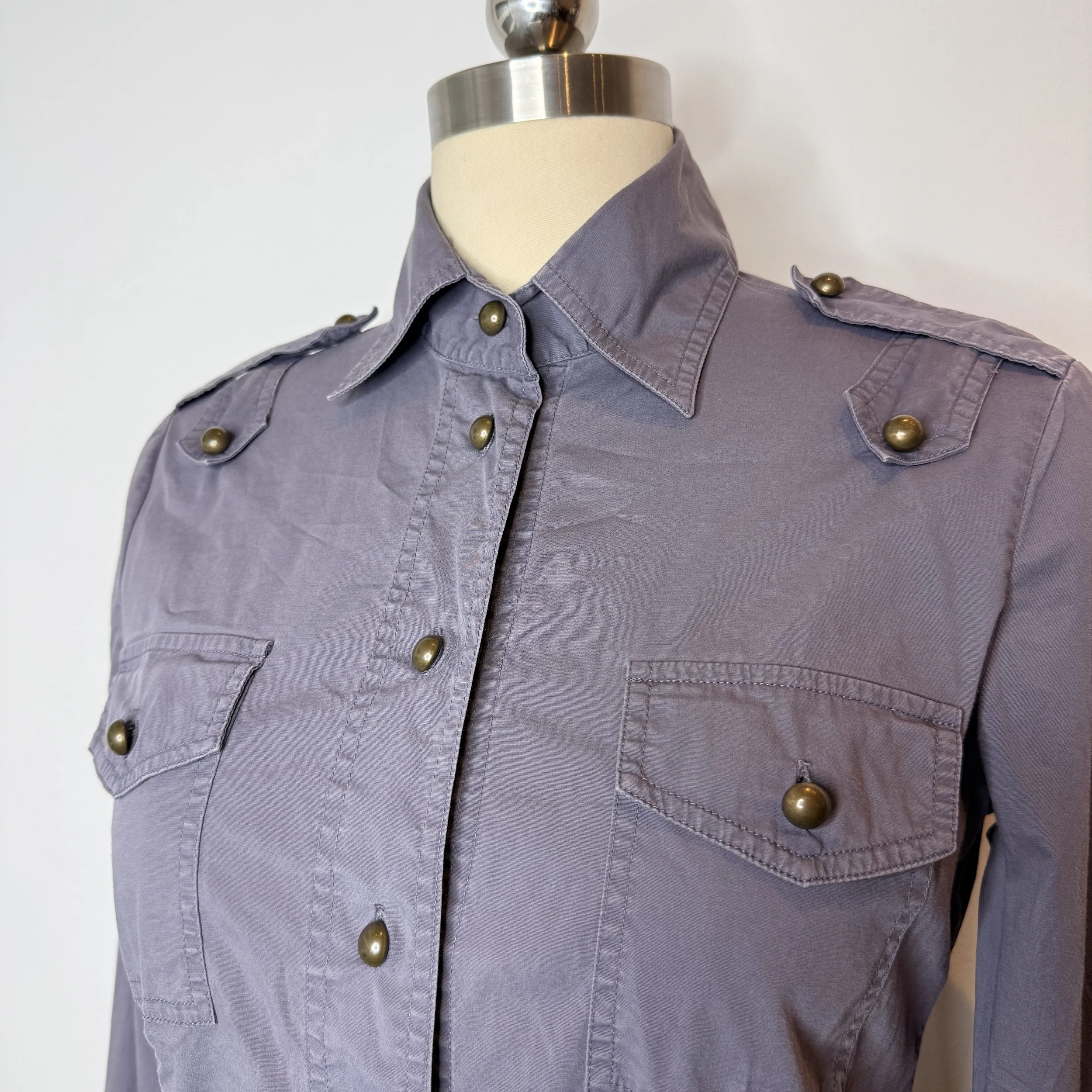 modainternationalgreymilitaryshirt2.jpg