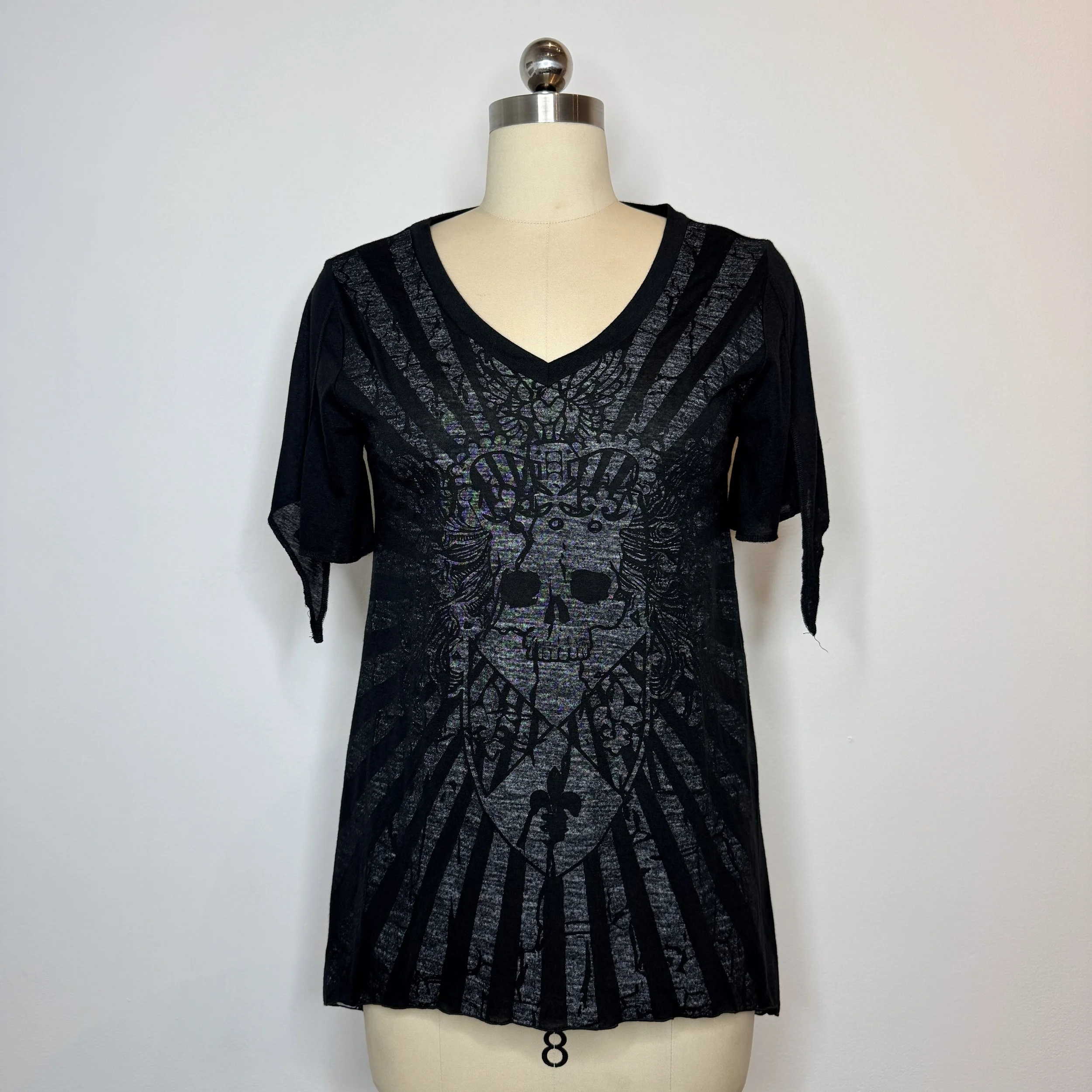 algonquinsblackskulltee1.jpg