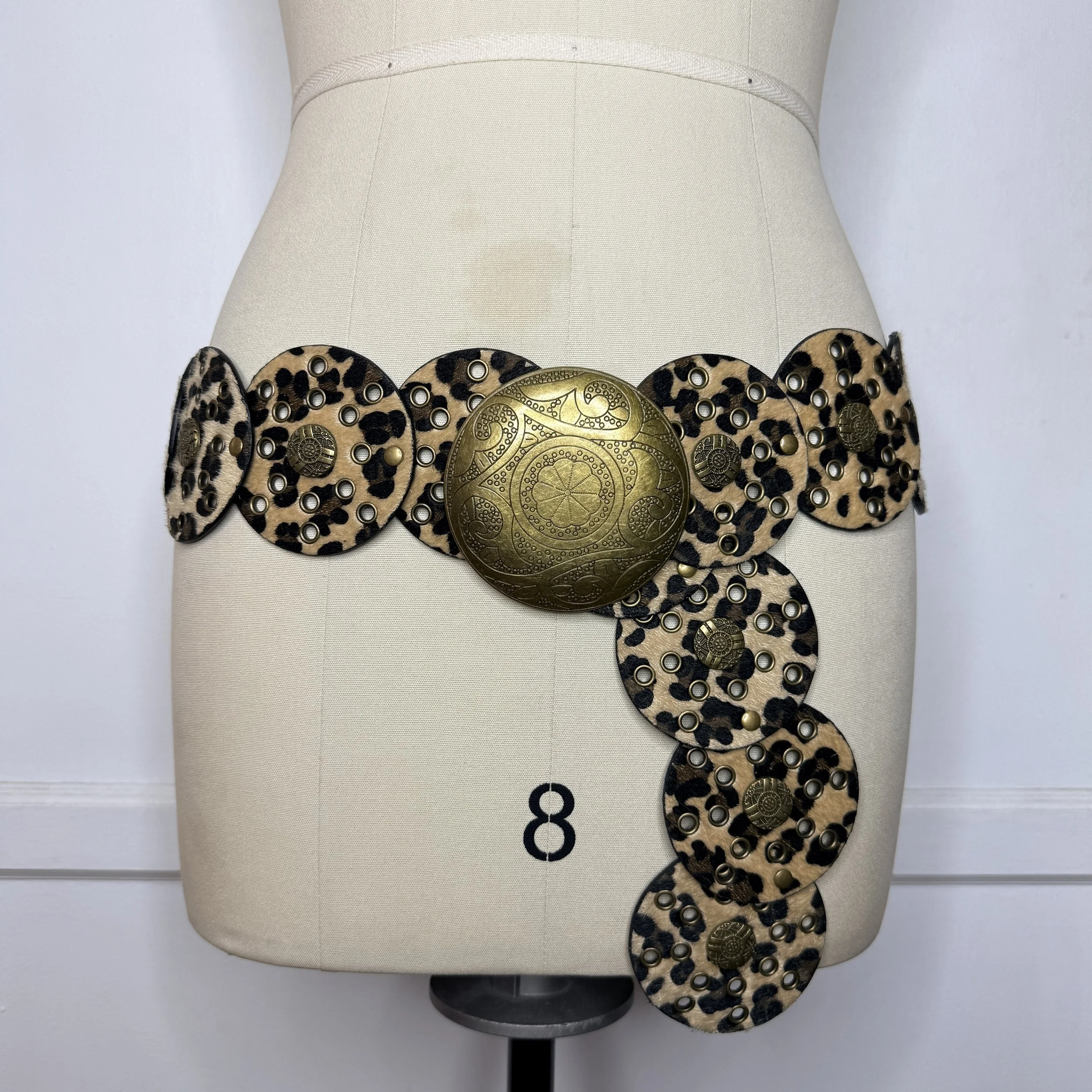 leopardmedallionbelt1.jpg