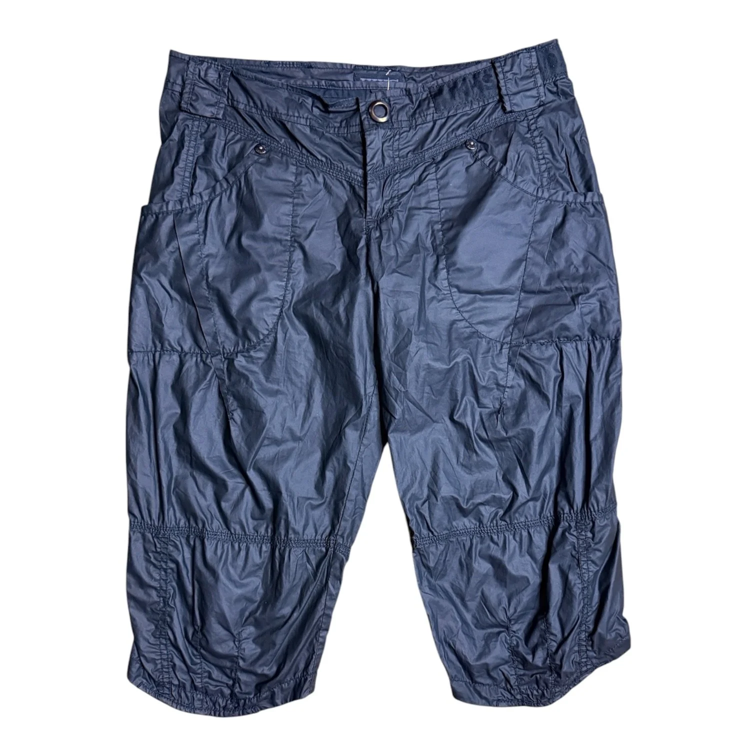 ikksblacknyloncapris1.JPG