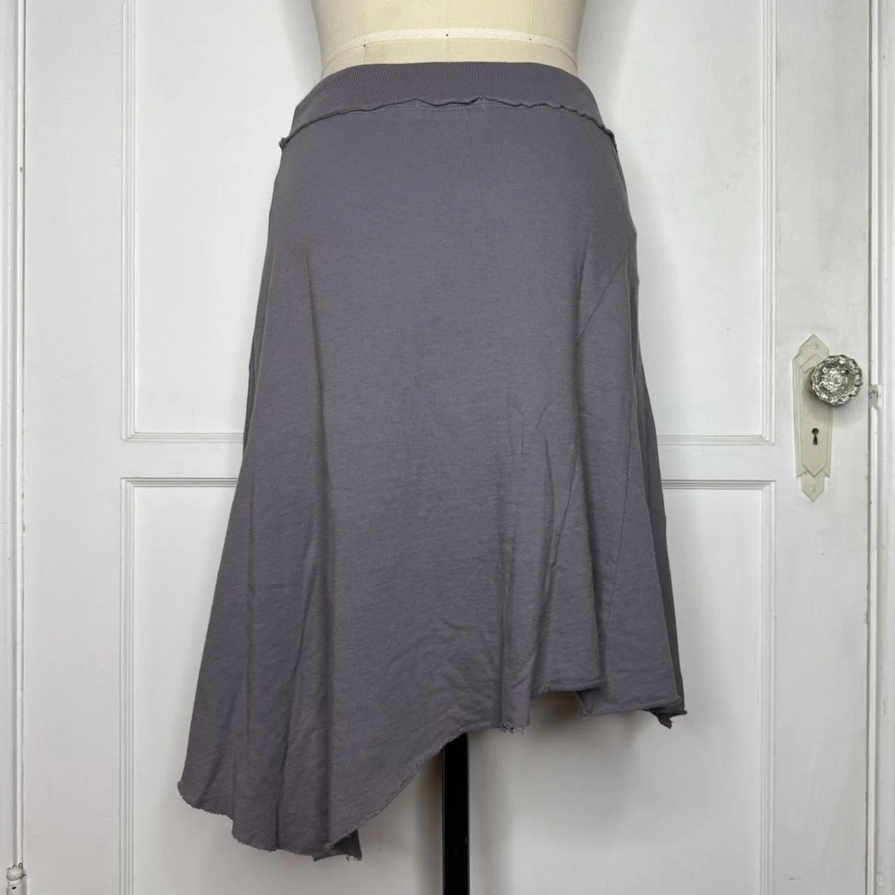 picassostylegreymidiskirt6.JPG