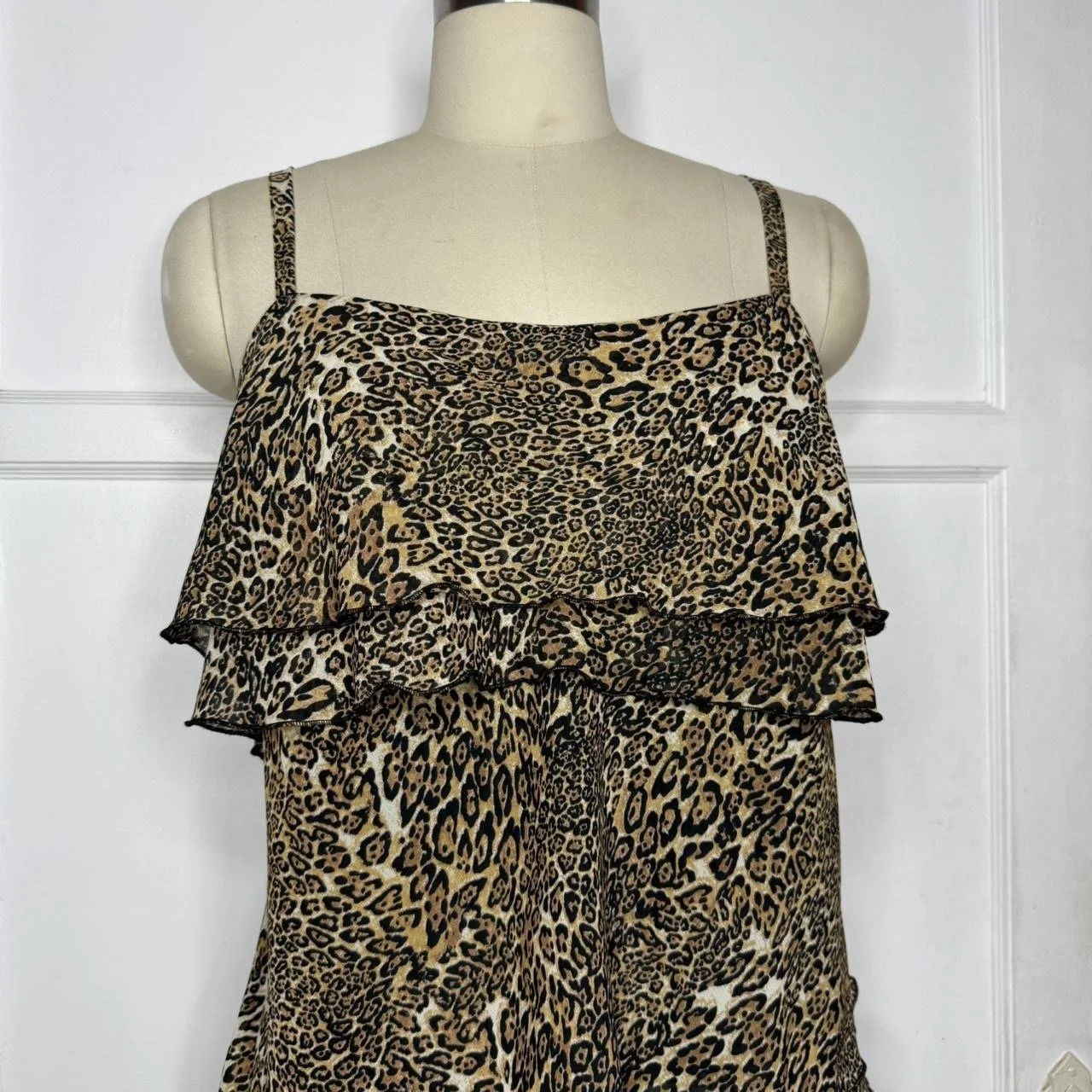 leopardasymmetricalcami2.JPG