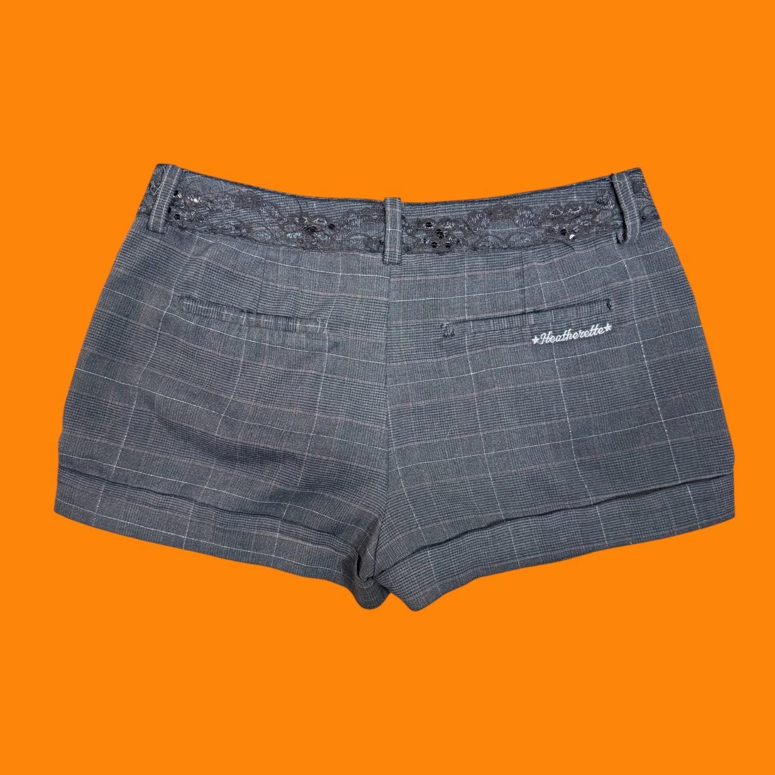 heatherettegreyplaidshorts5.JPG