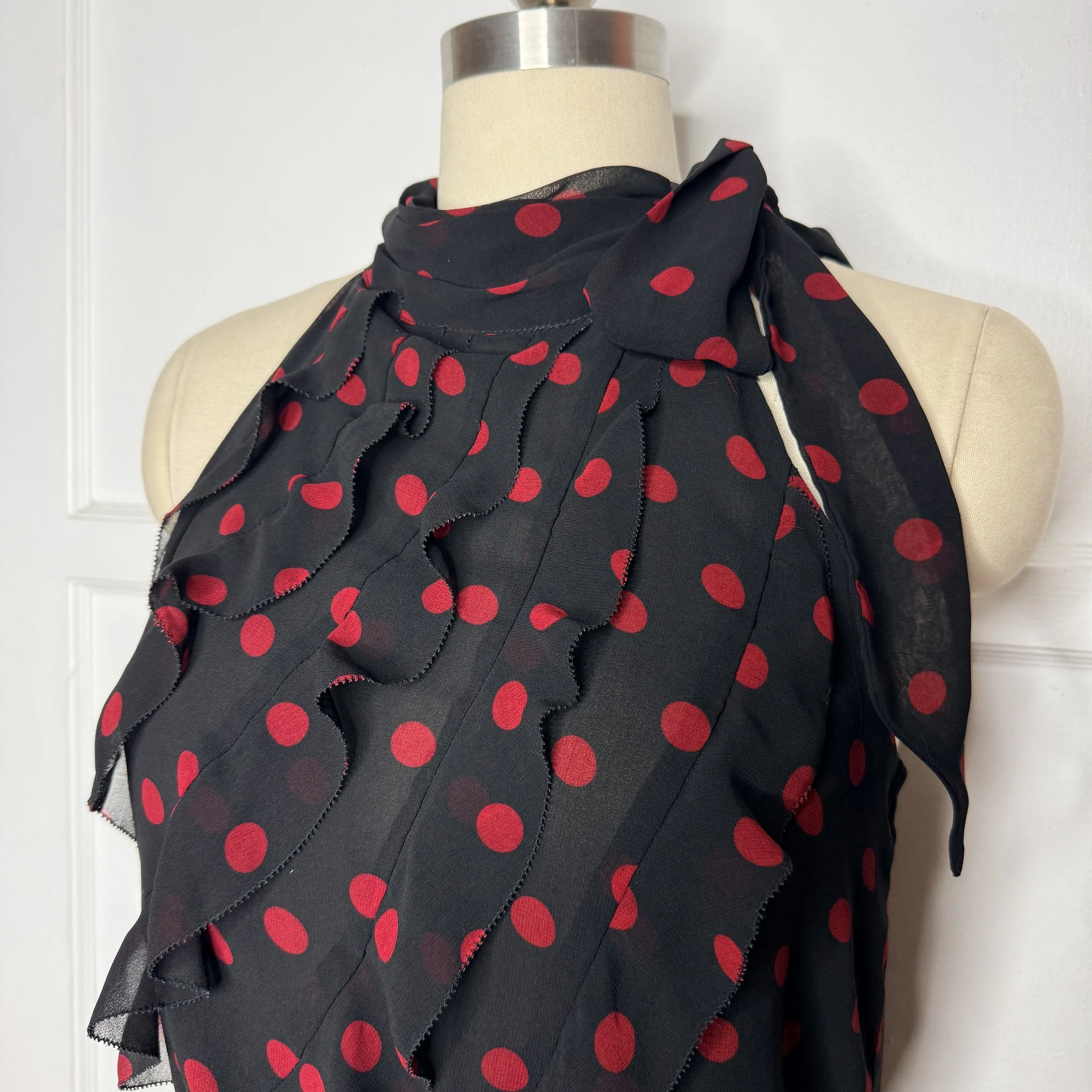 whitehouseblackmarketpolkadottop2.jpg