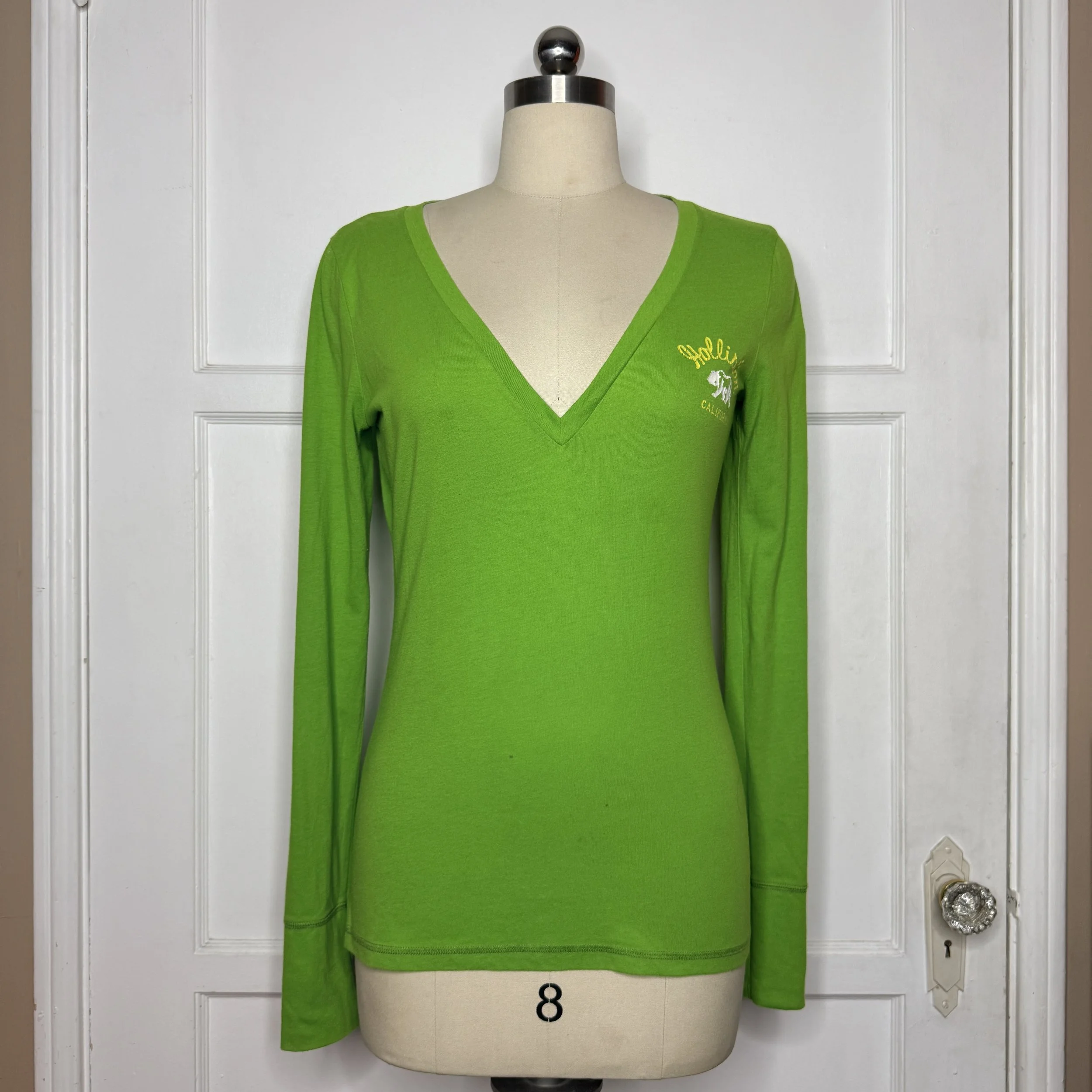 hollistergreentee1.jpg