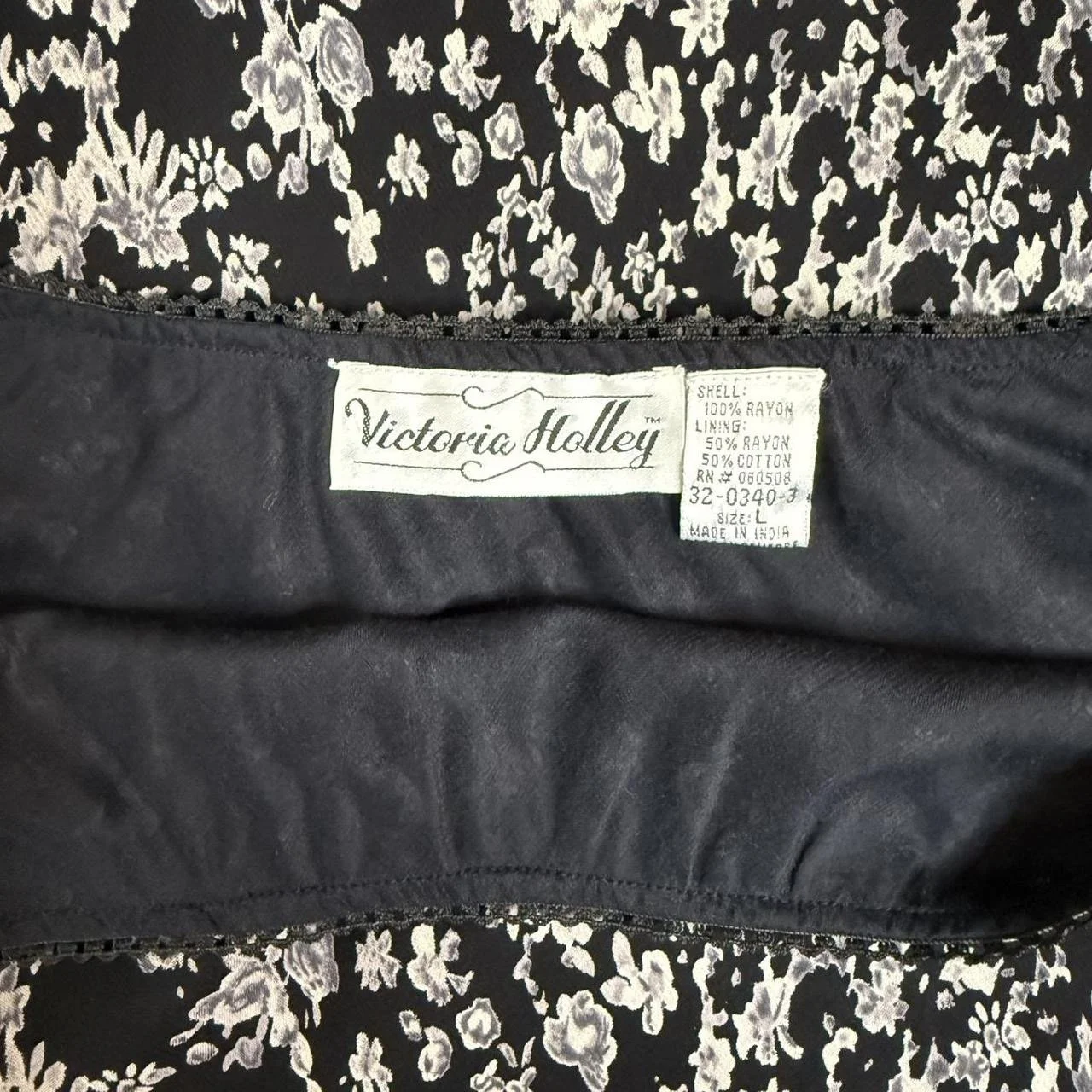 victoriaholleyfloralmaxiskirt5.JPG