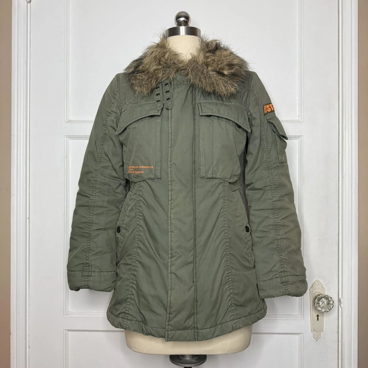hystericgreenparka1.JPG