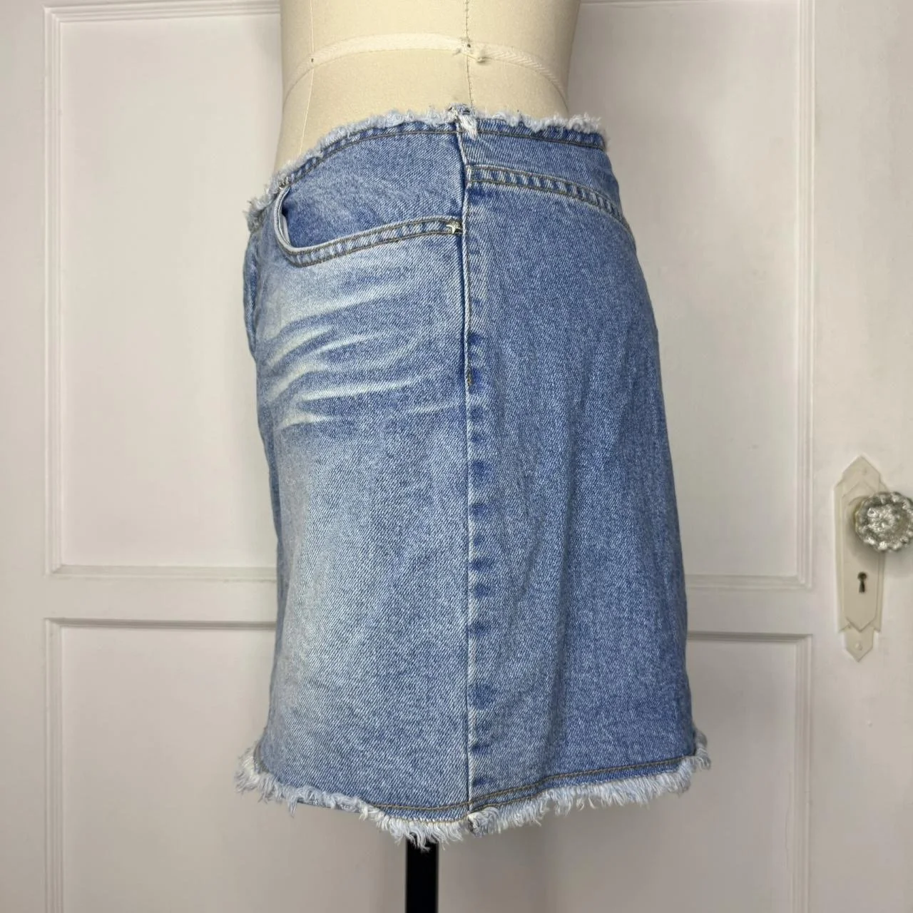 bubblegumdenimminiskirt3.JPG