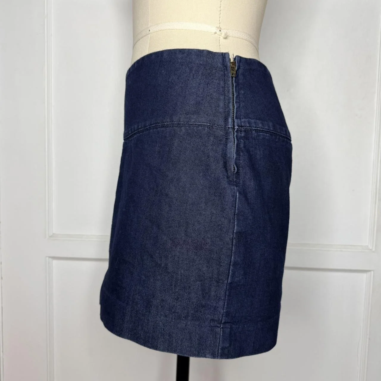 expressdarkdenimminiskirt2.JPG