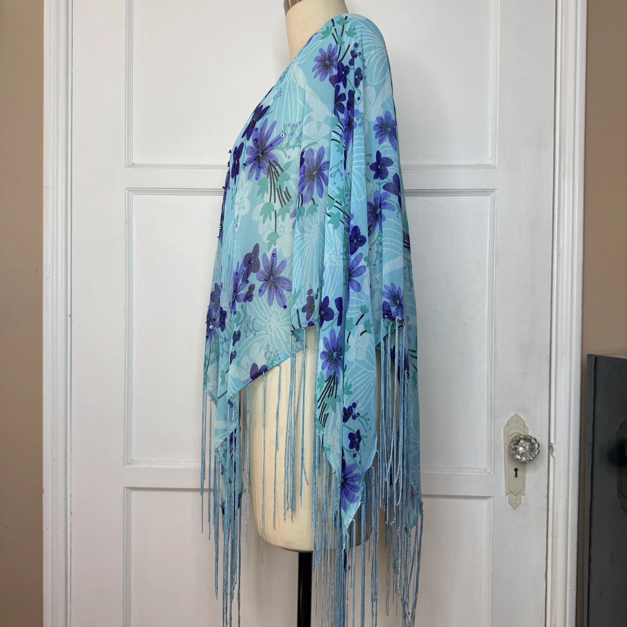 tripicalfringeponcho4.jpg