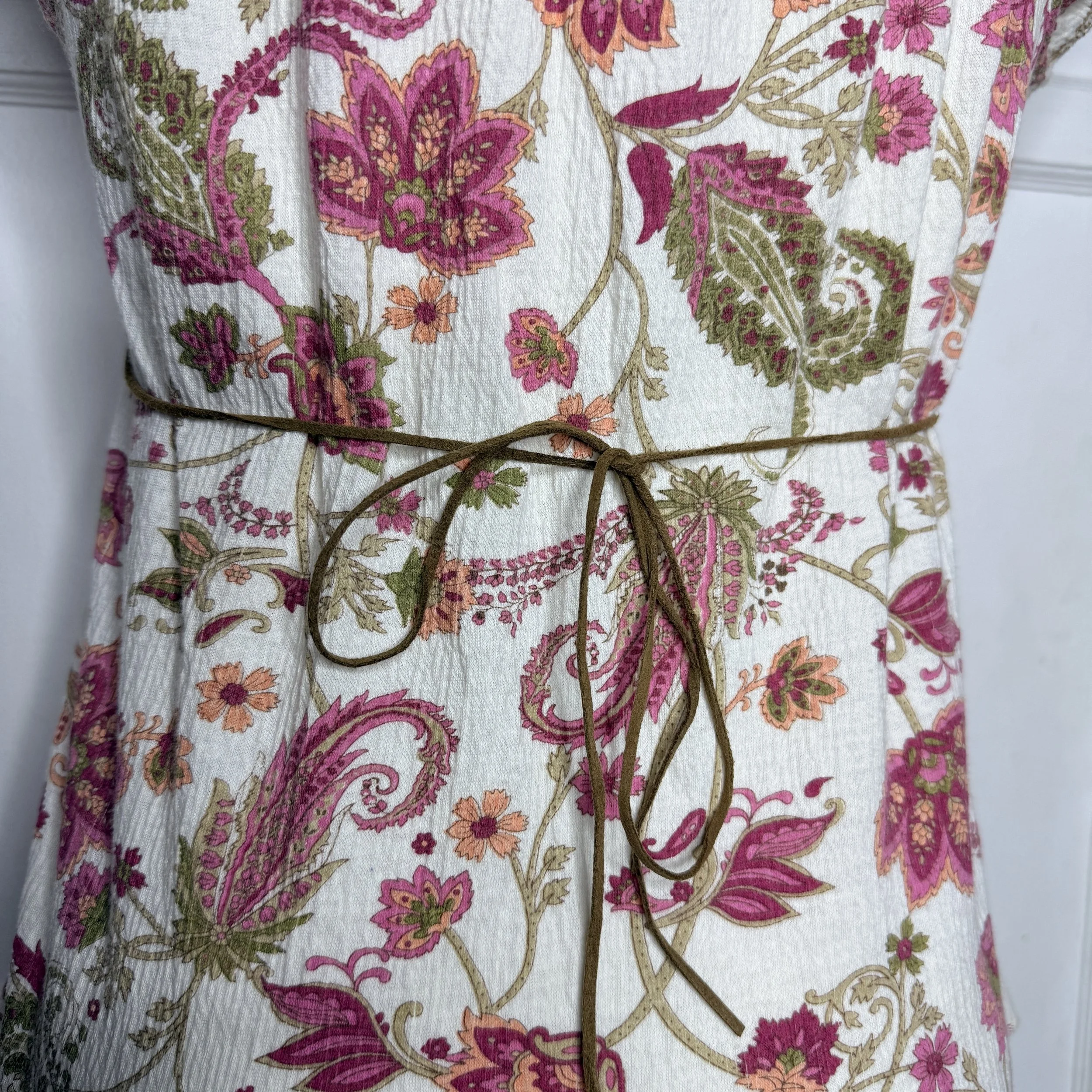 selfesteemwhitefloraltop5.jpg