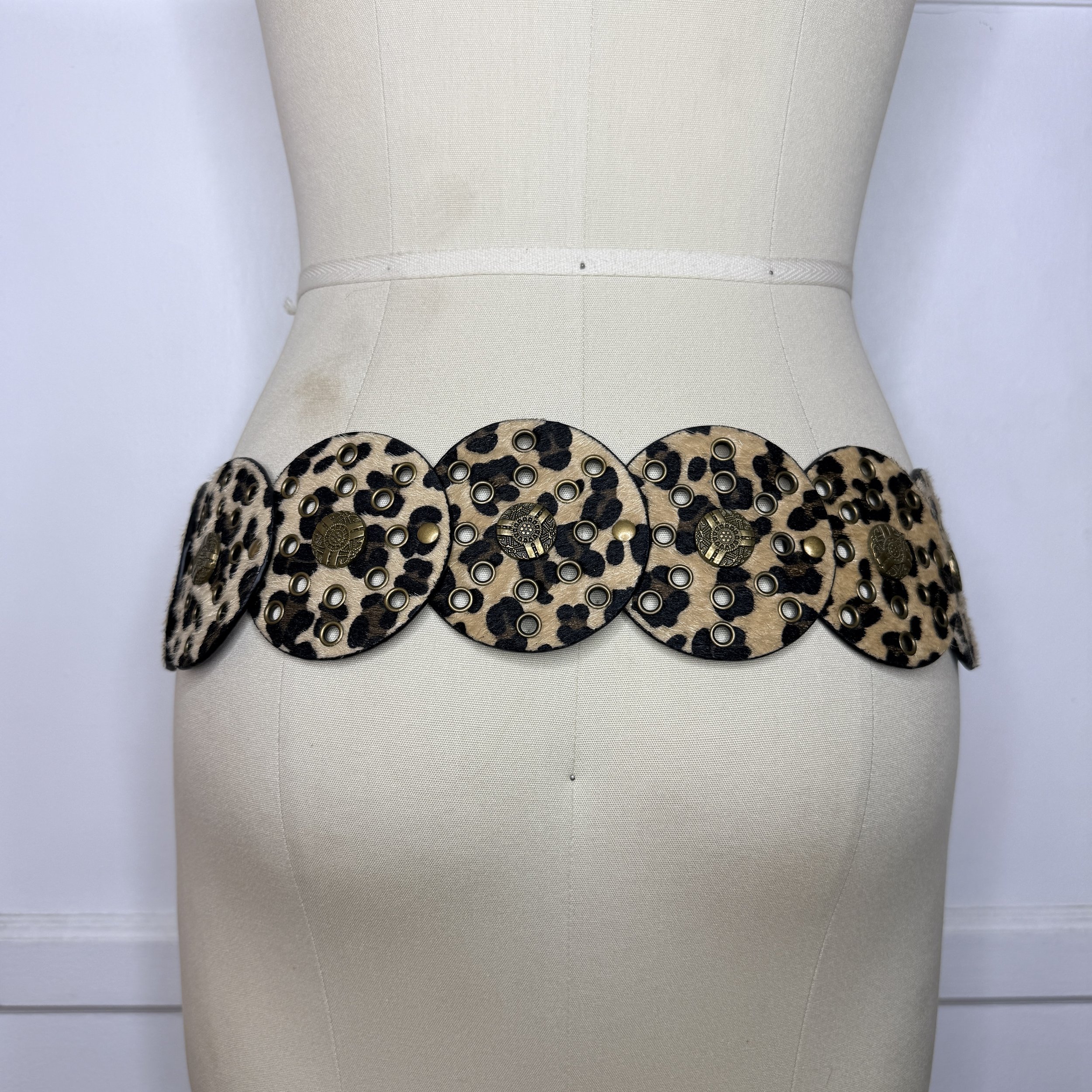 leopardmedallionbelt3.jpg