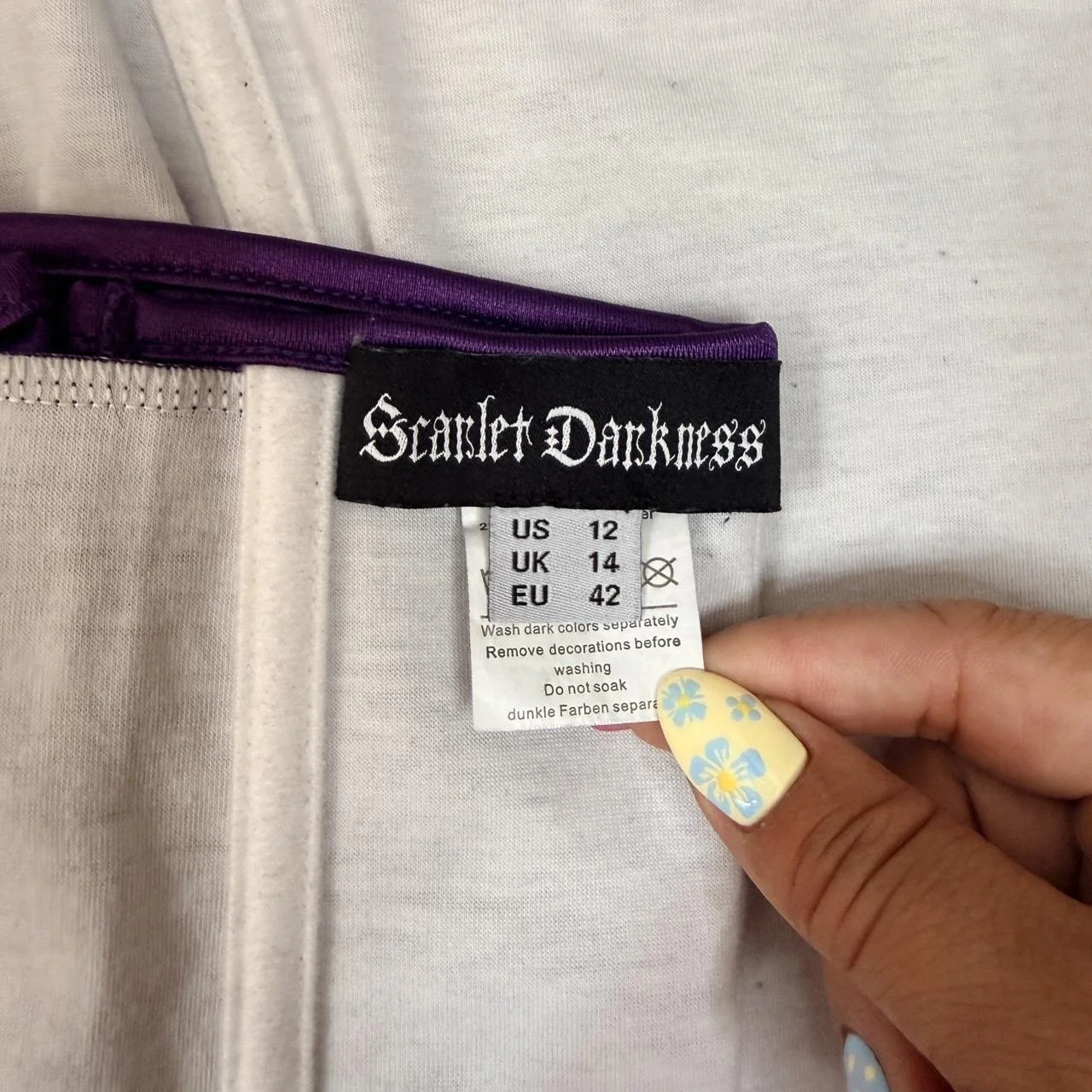 scarletdarkenesspurplecorset5.JPG