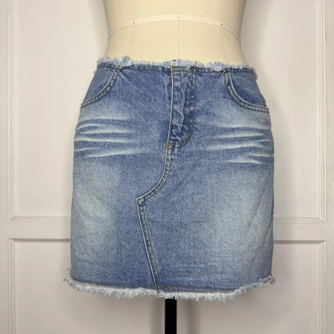 bubblegumdenimminiskirt1.JPG