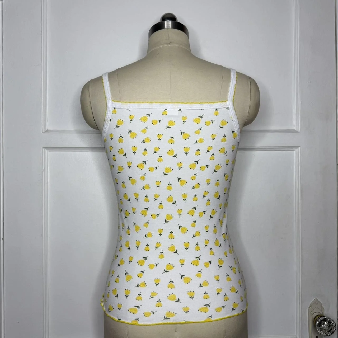 yellowtulipcami4.JPG
