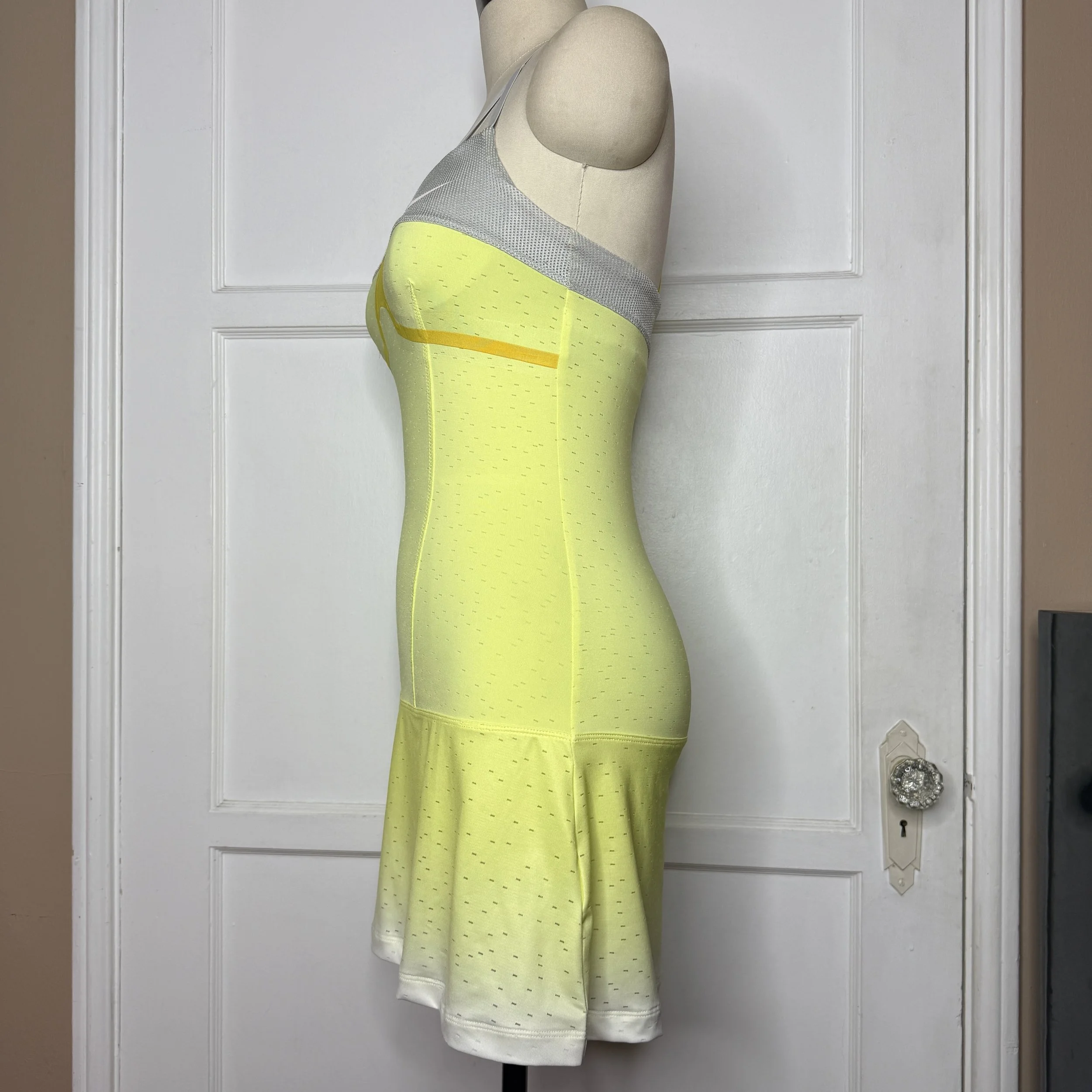 nikemariadress4.jpg