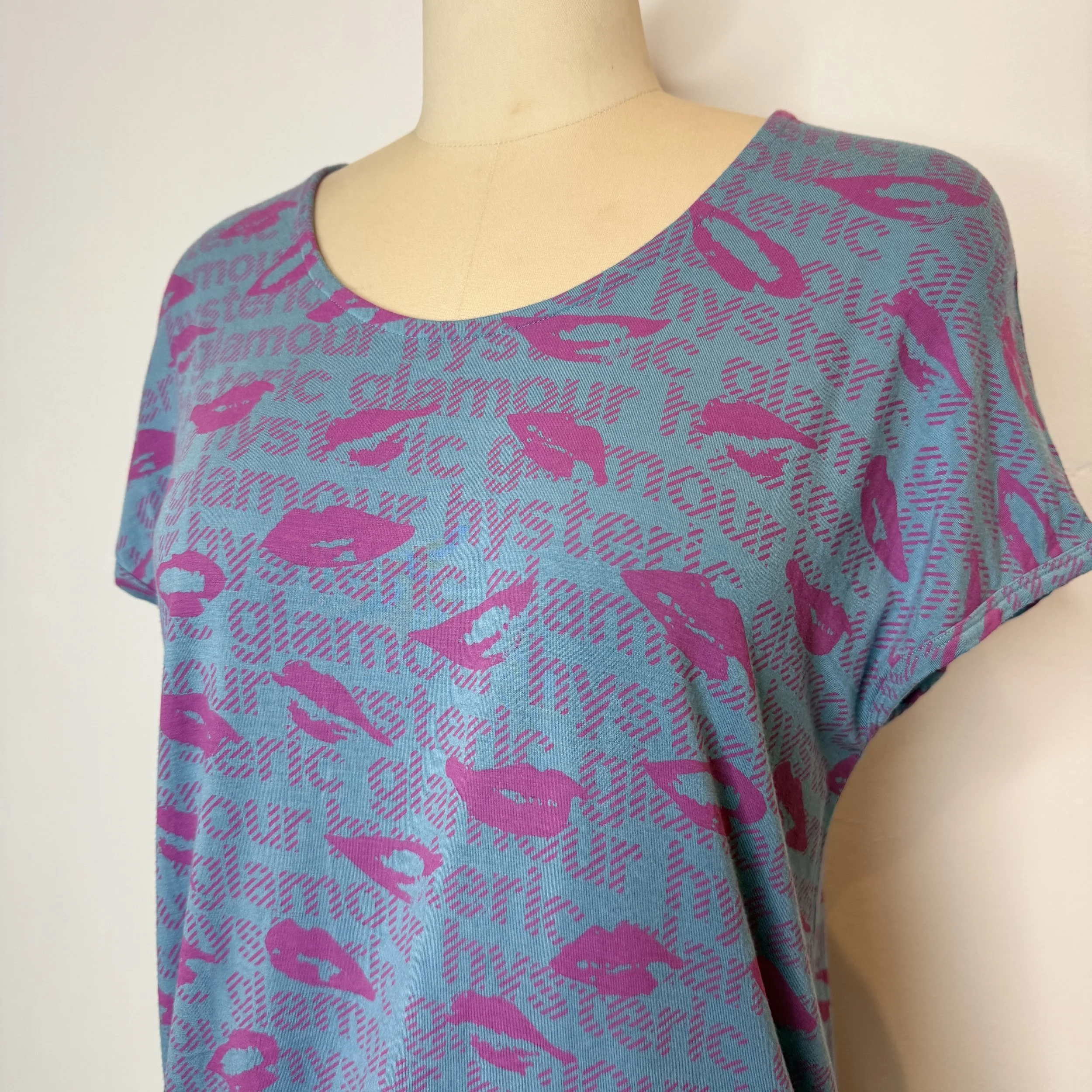 hystericliptunic2.jpg