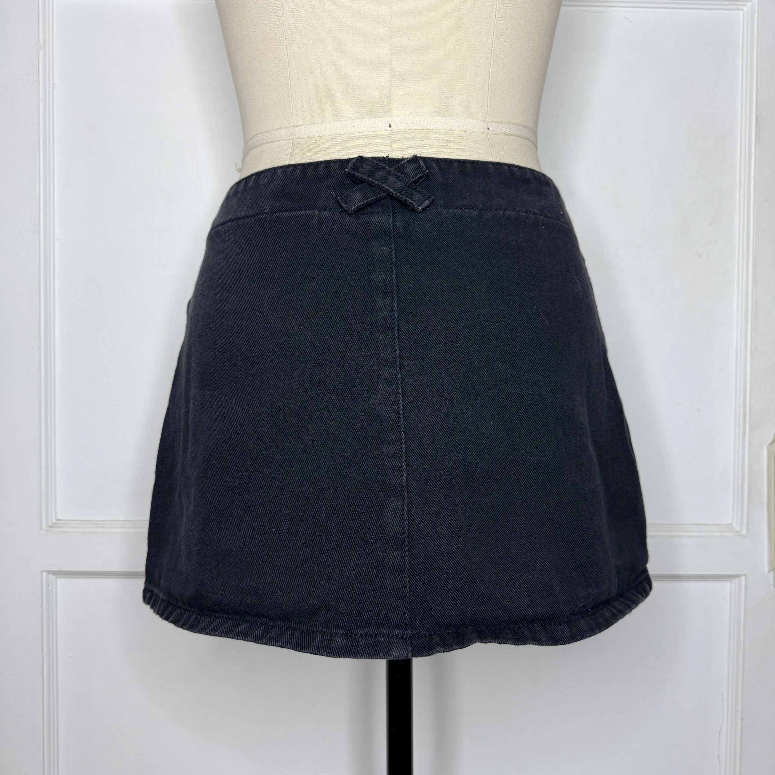 parisbluesblackdenimminiskirt4.jpg