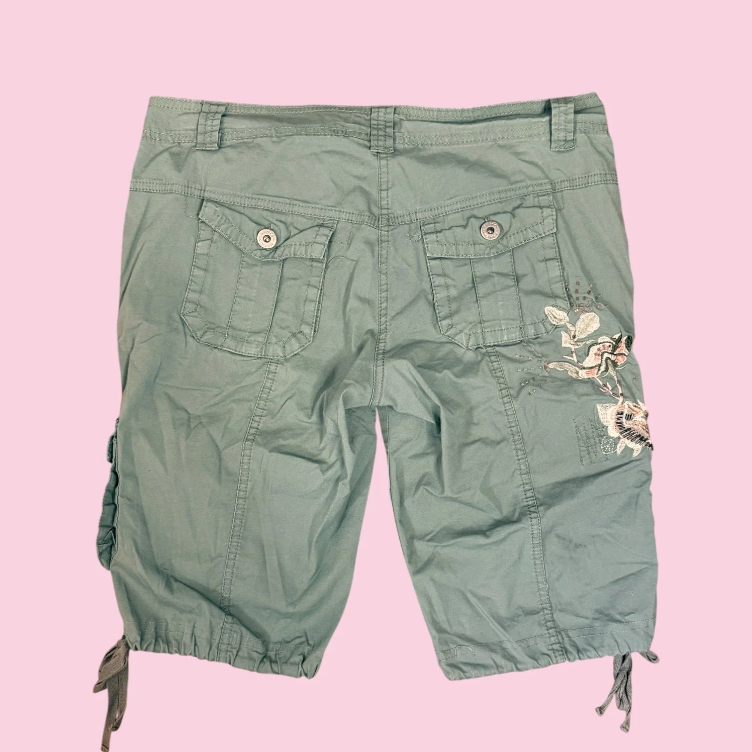 zipperfloralembroidershorts4.JPG