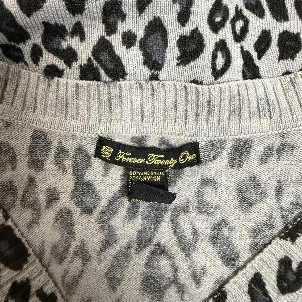 f21greyleopardcardigan5.JPG
