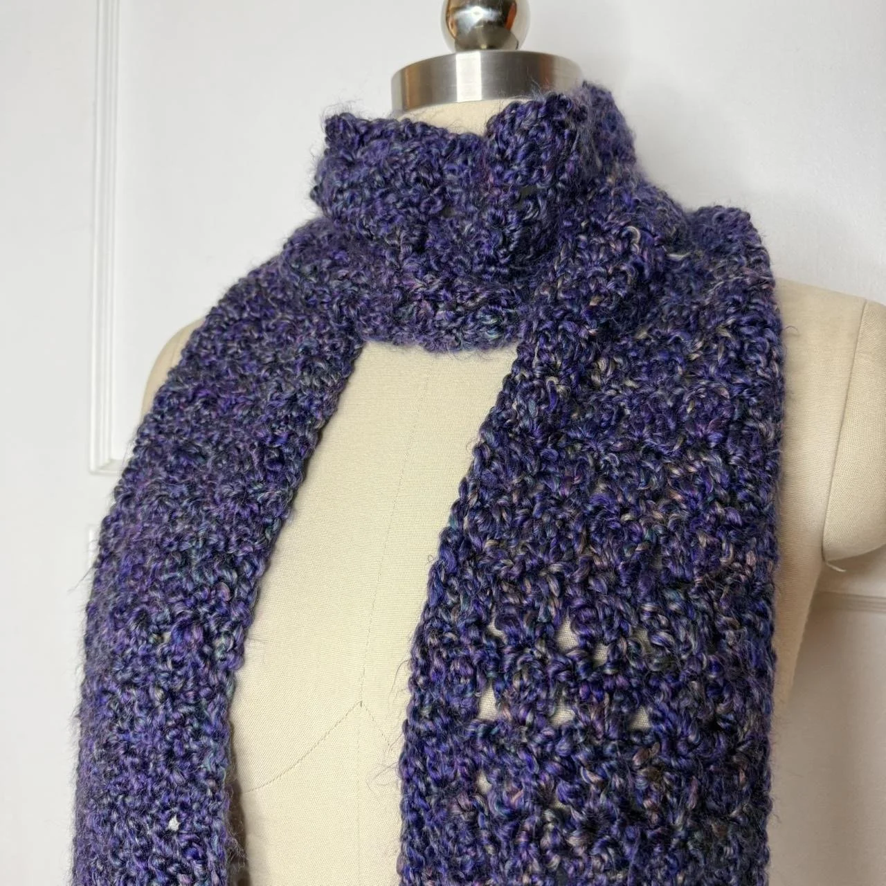 purplecrochetscarf2.JPG