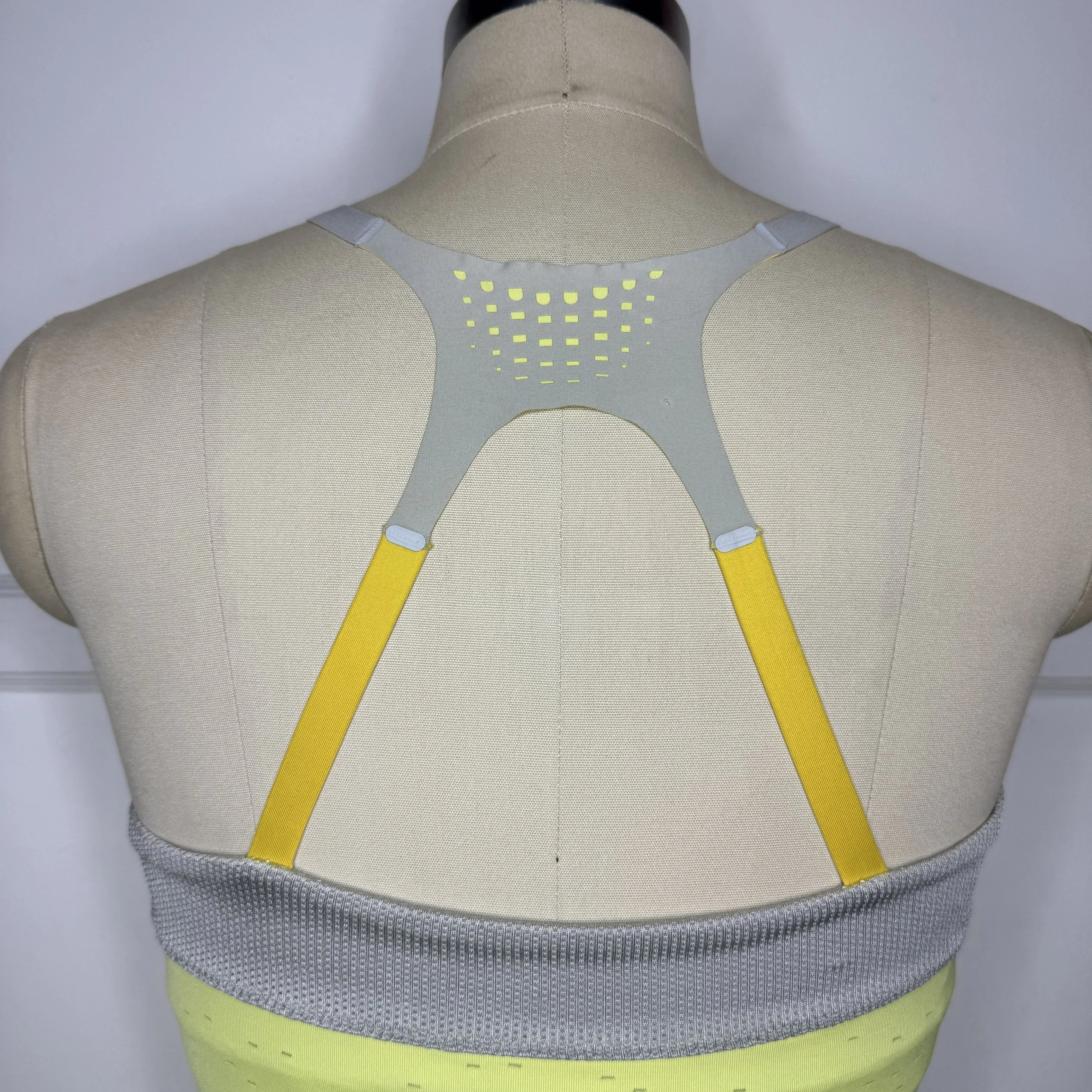 nikemariadress6.jpg