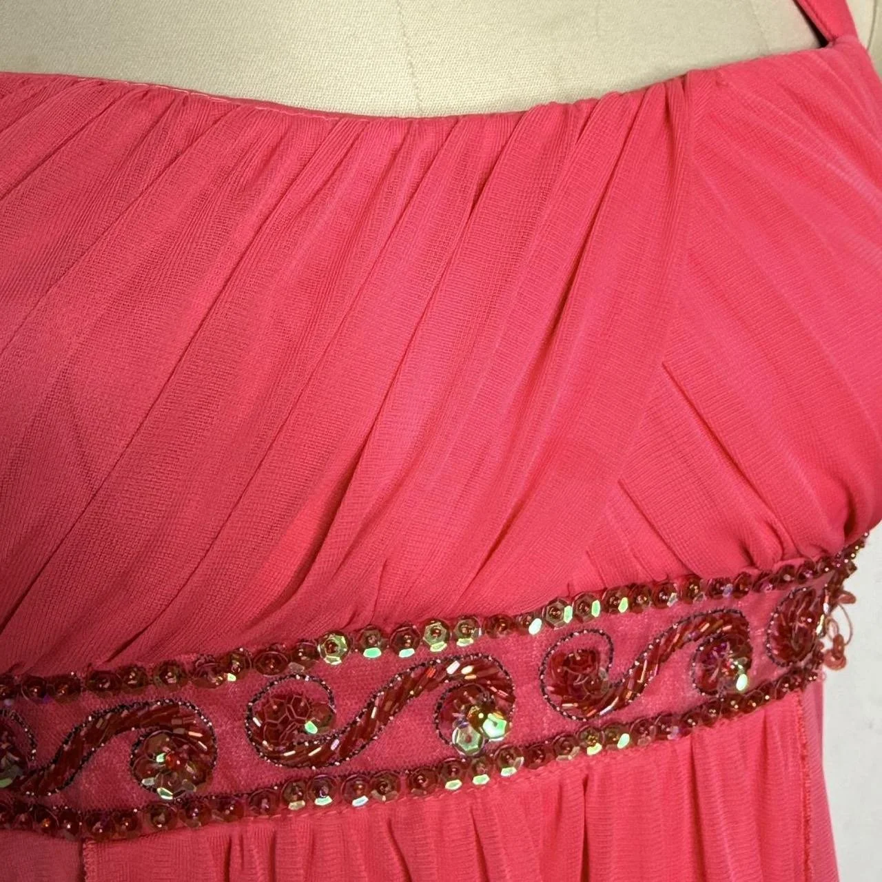 citytrianglespinkmeshfairydress3.JPG