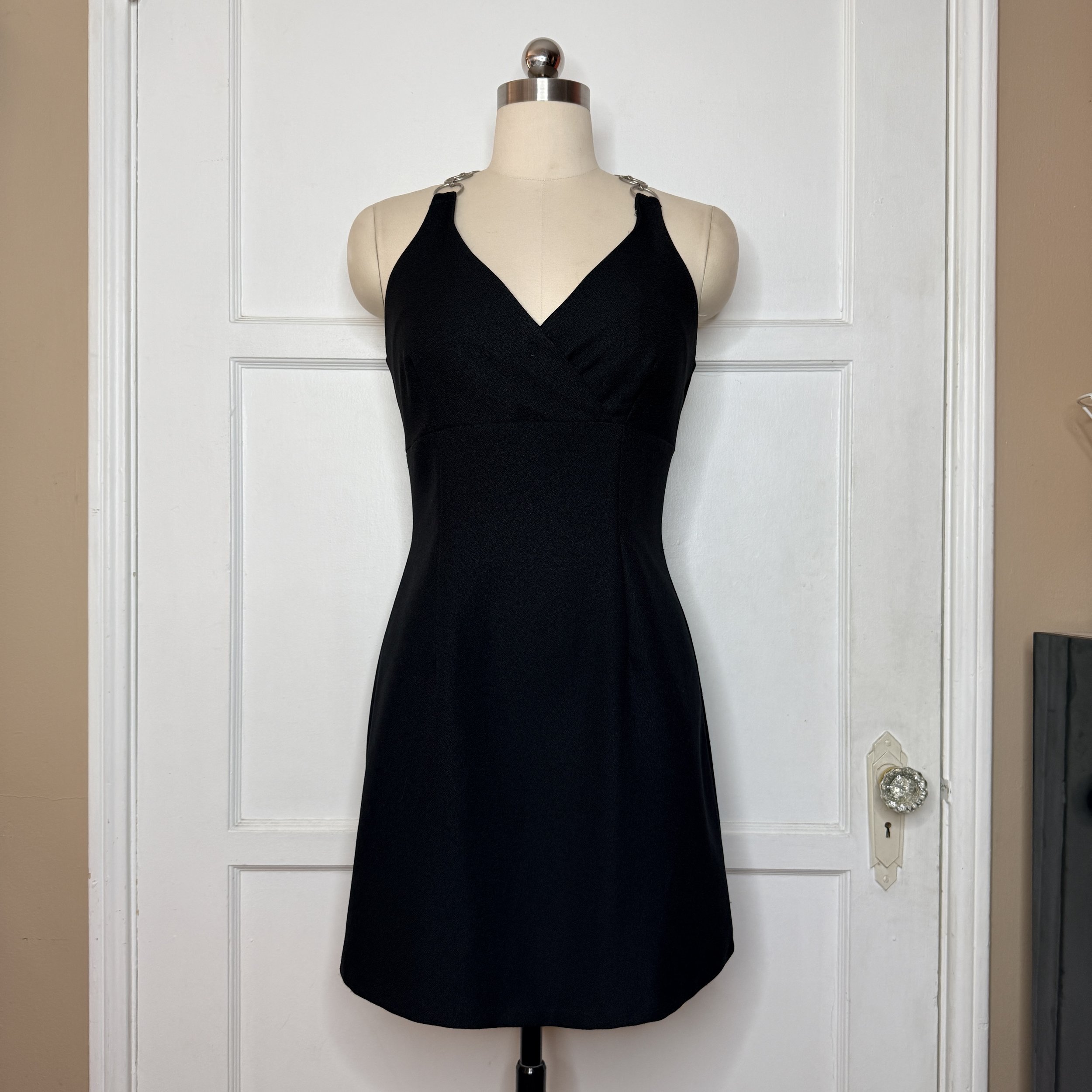 prettygoodblackminidress1.jpg