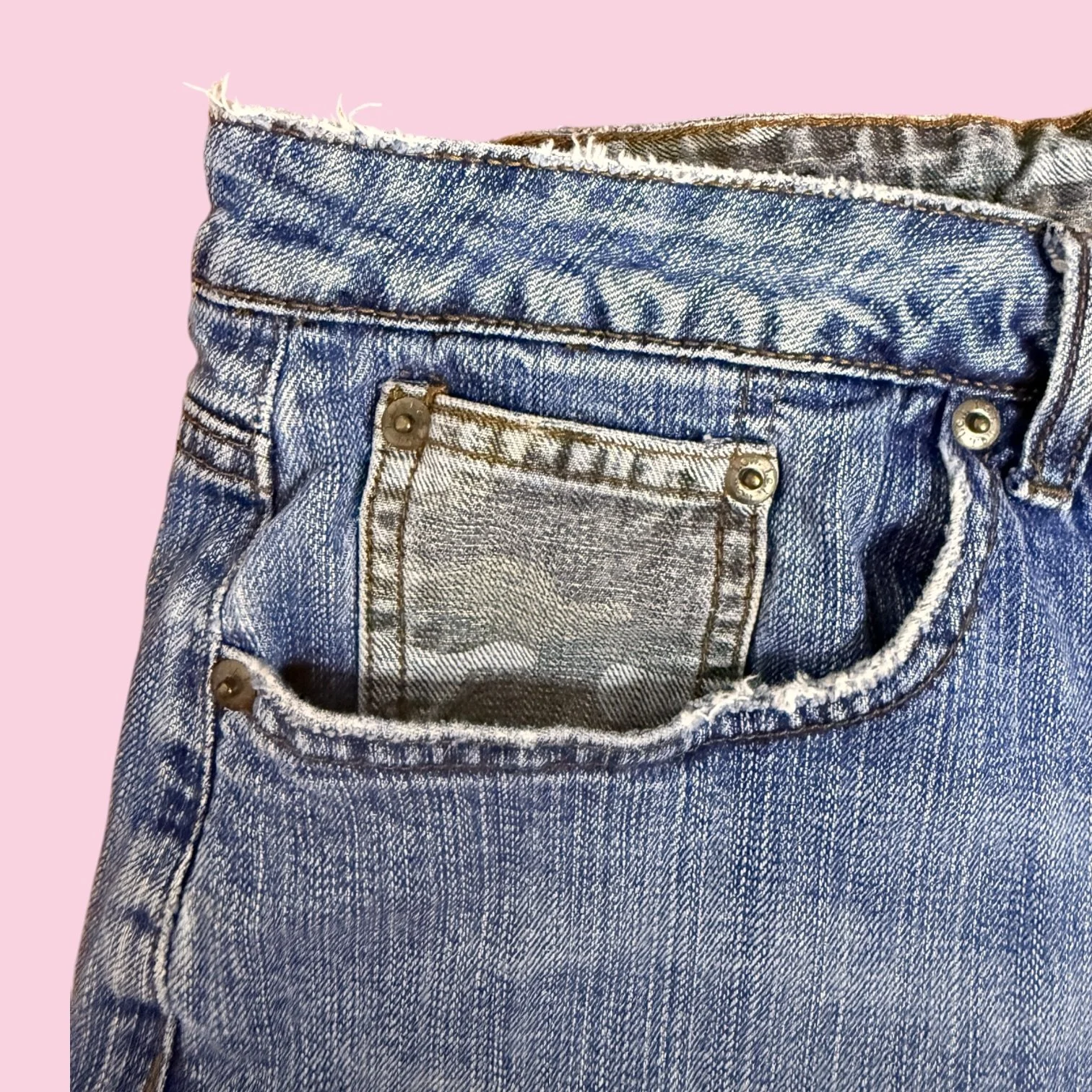 leidenimcamominiskirt3.JPG
