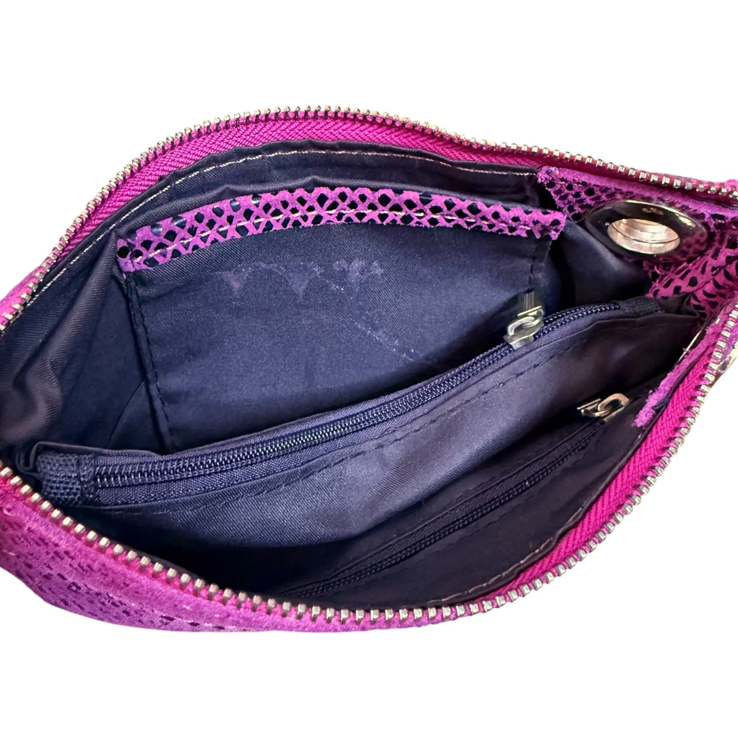 magentawristlet3.JPG