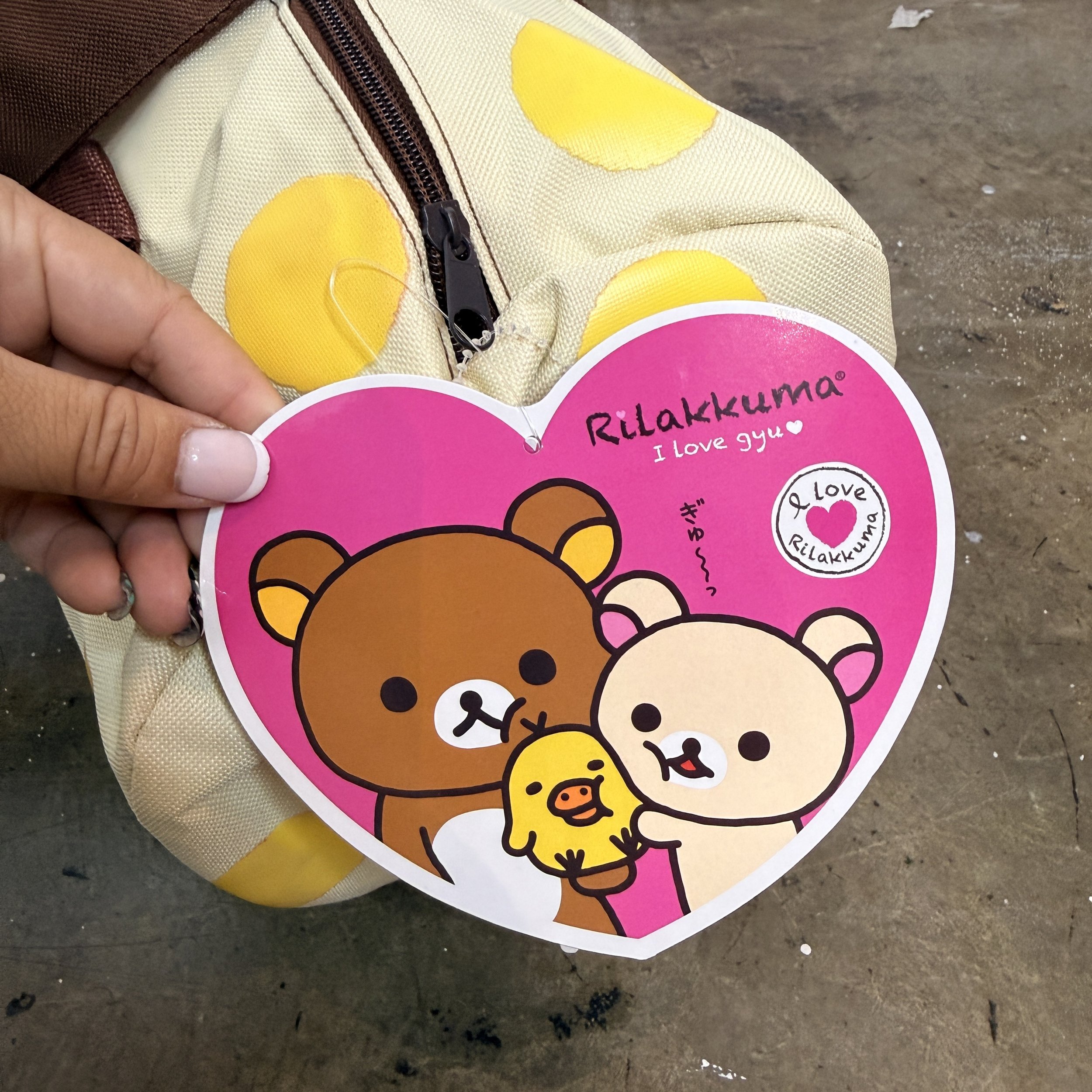 rilakkumadufflebag4.jpg