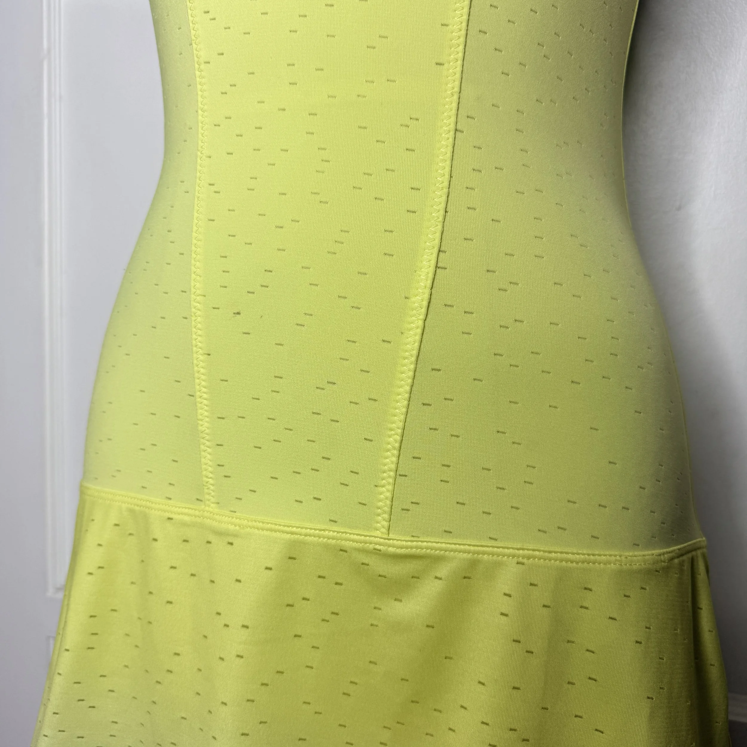 nikemariadress3.jpg