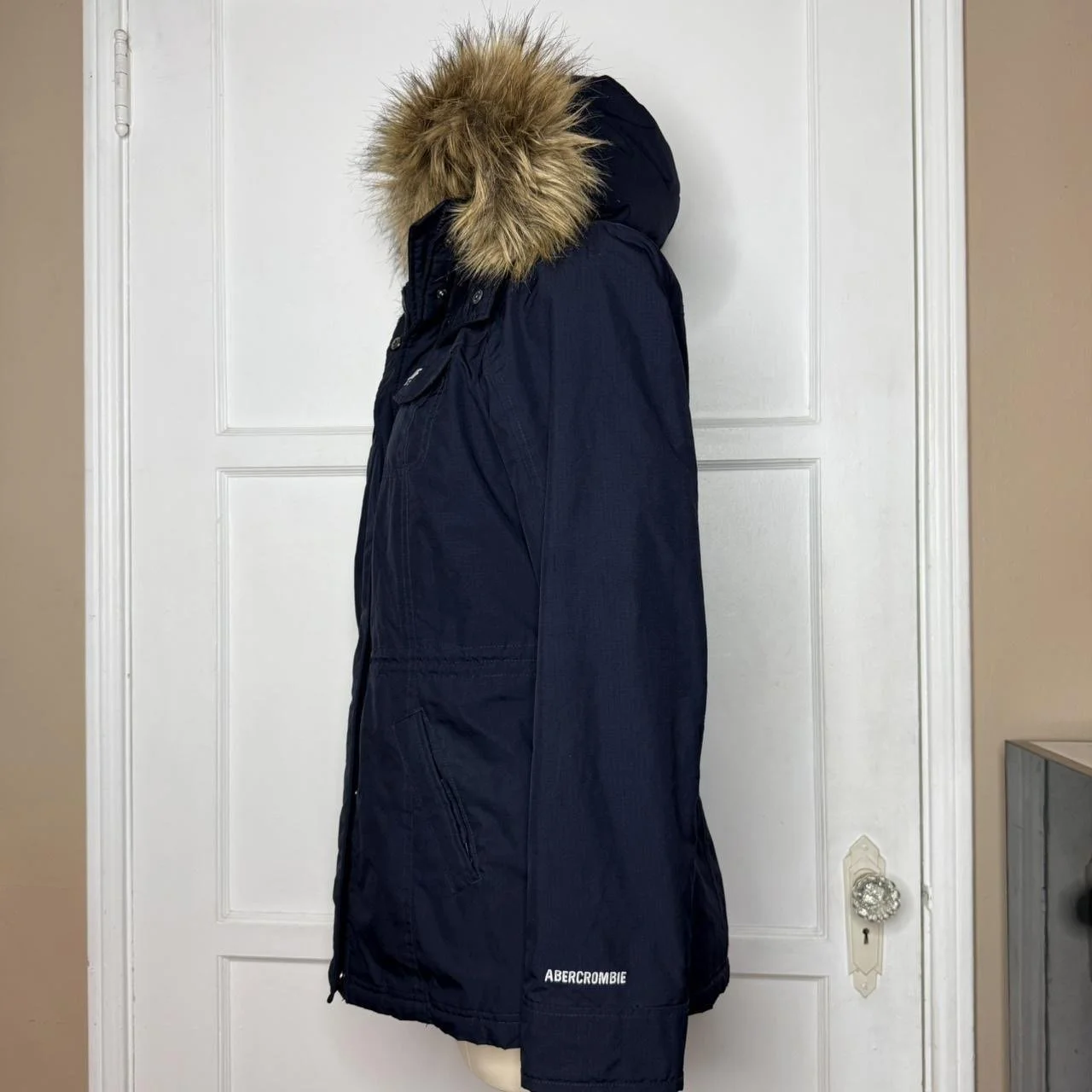 abercrombienavyfurhoodparka4.JPG