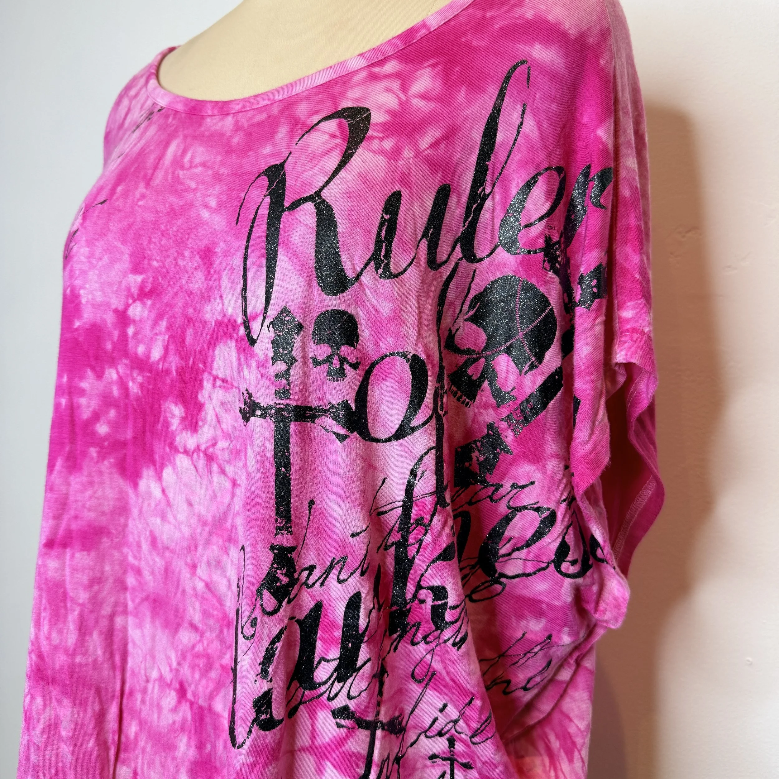 ghostofharlempinktiedyetee2.jpg